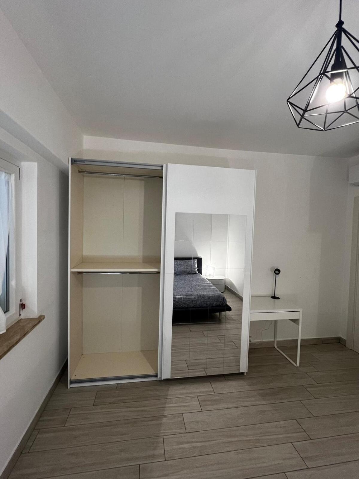 Elegant & Spacious 2br 2ba Unit With Private Patio Apartment *