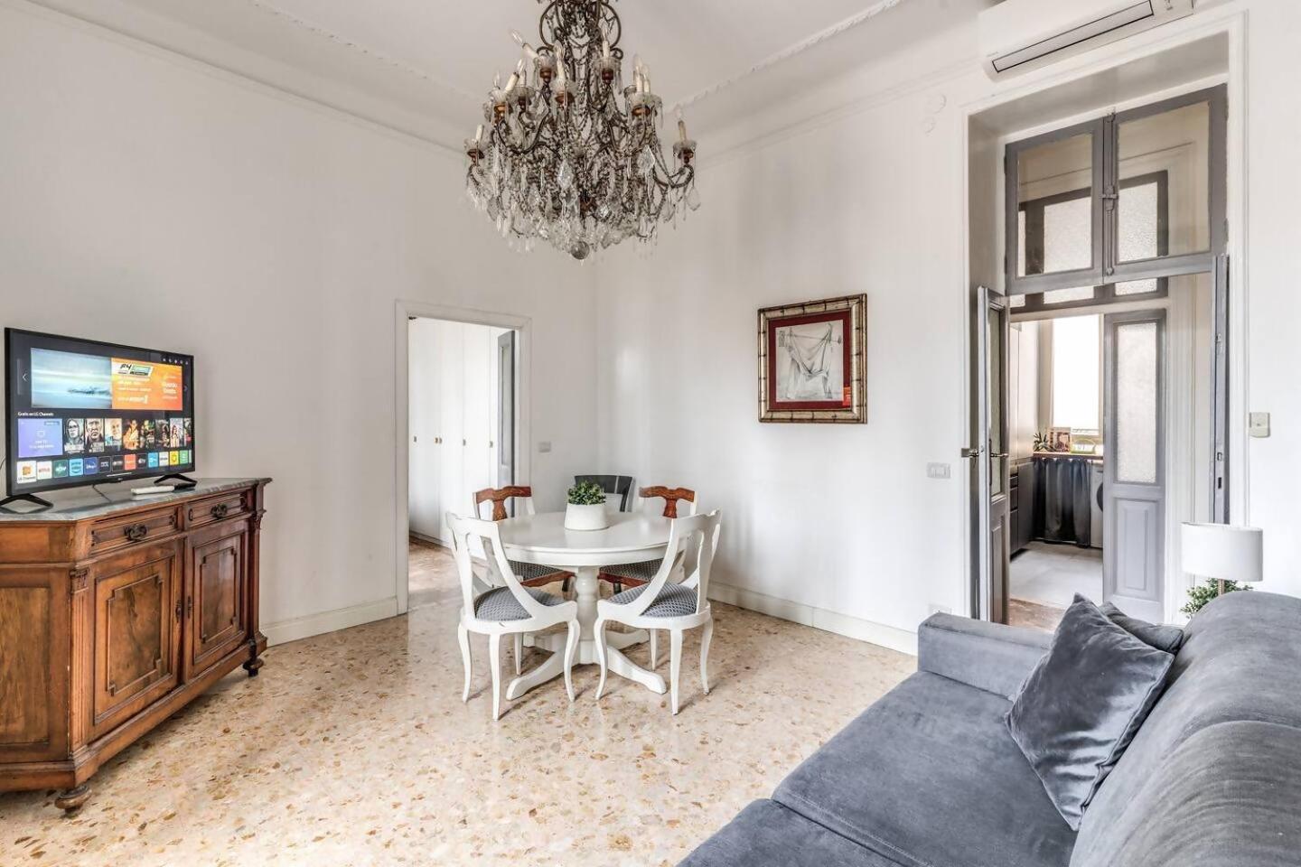 Vatican Adorable Nest Cir 15238 Turistico Roma