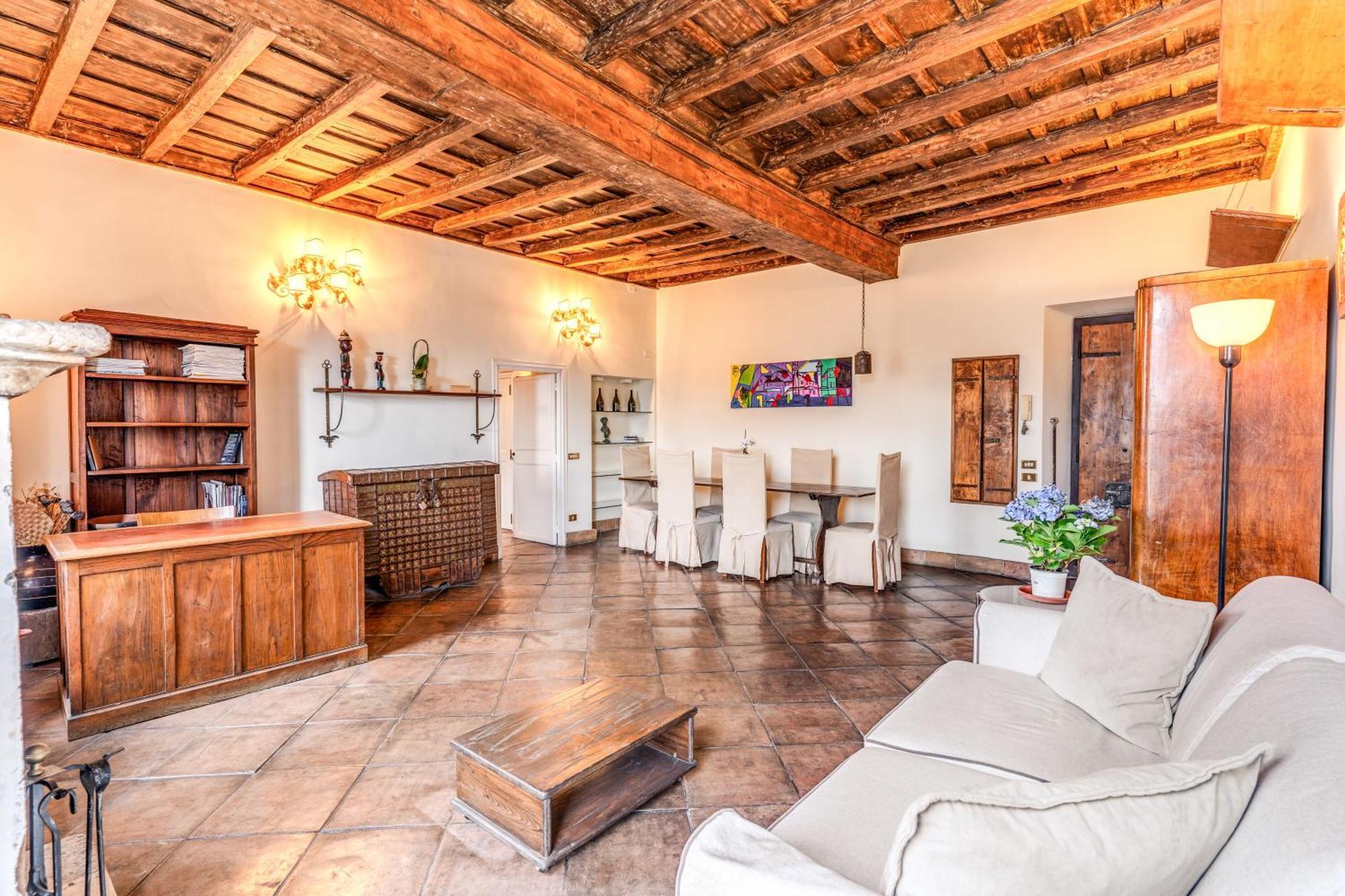 Flat With Lovely Views Near Piazza Navona Apartment *