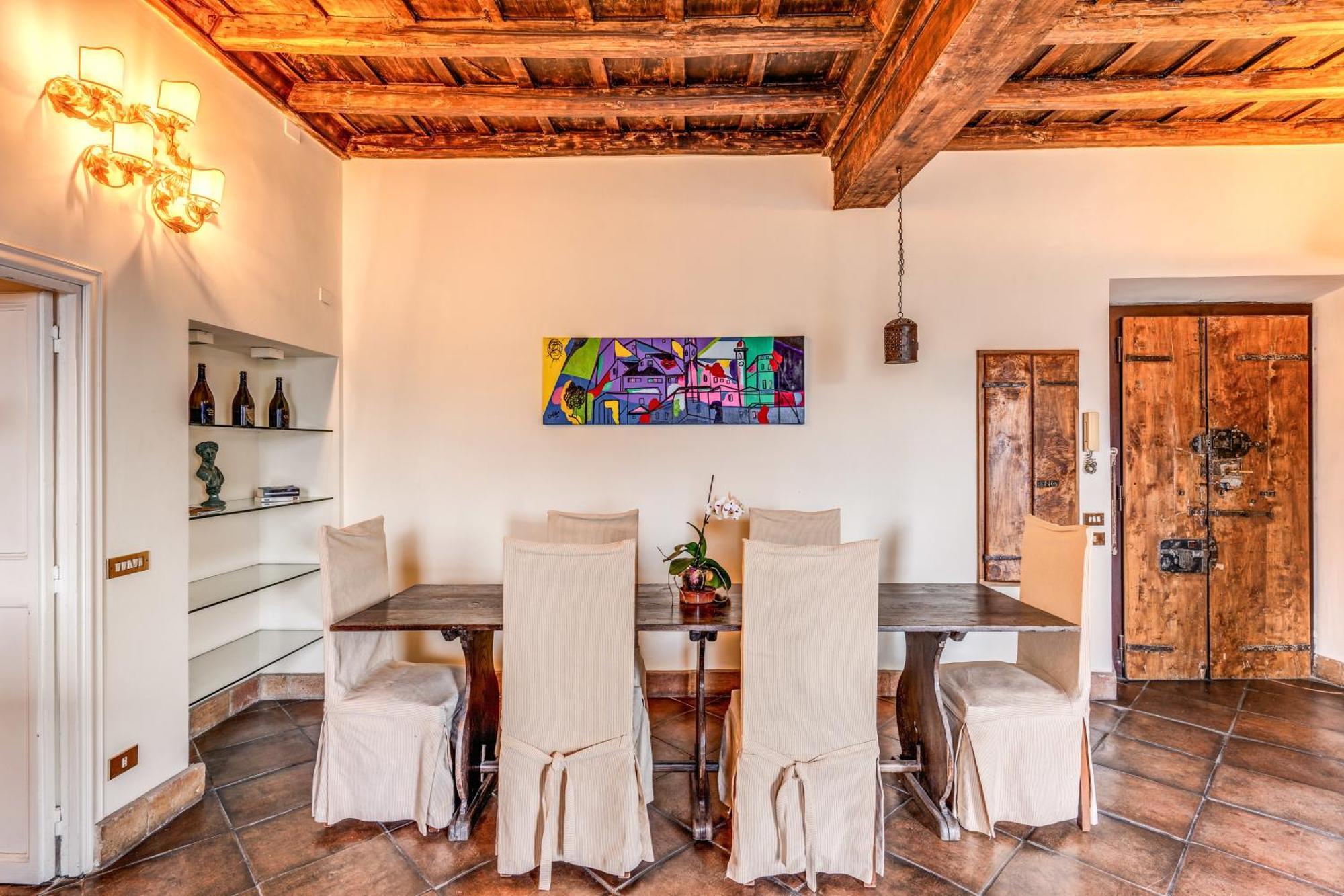 Flat With Lovely Views Near Piazza Navona Apartment *