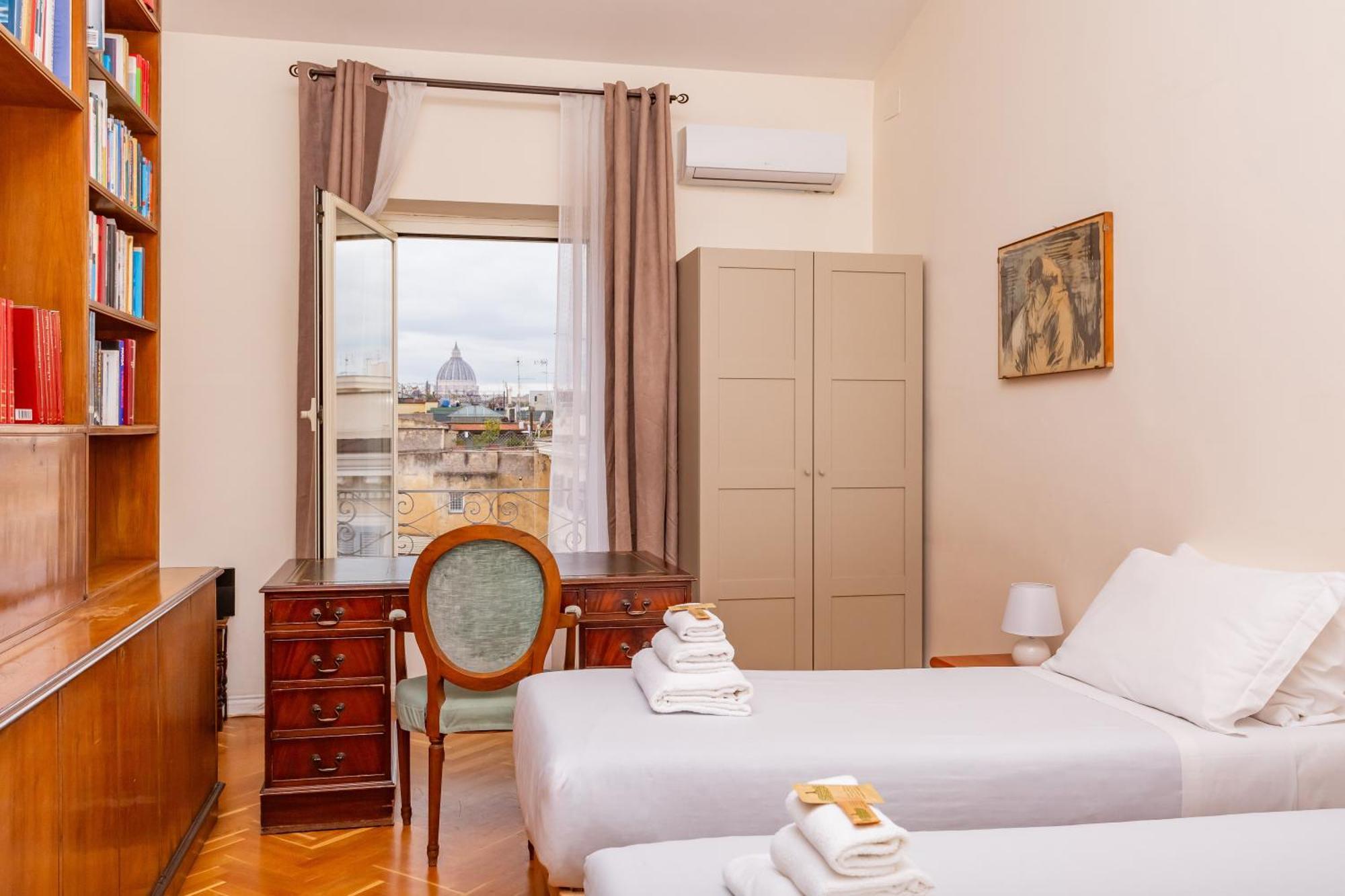 Apartment Skyline Penthouse With Private Rooftop Rome