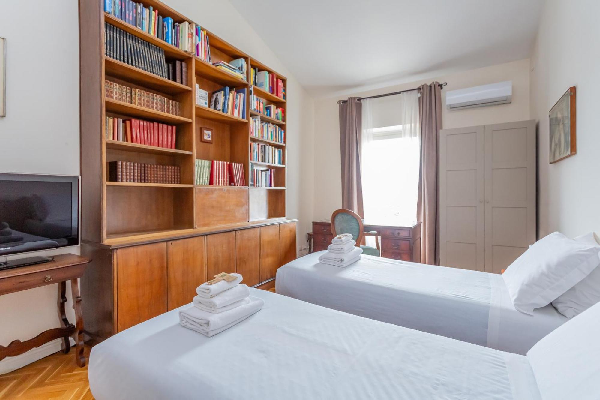 Apartment Skyline Penthouse With Private Rooftop Rome