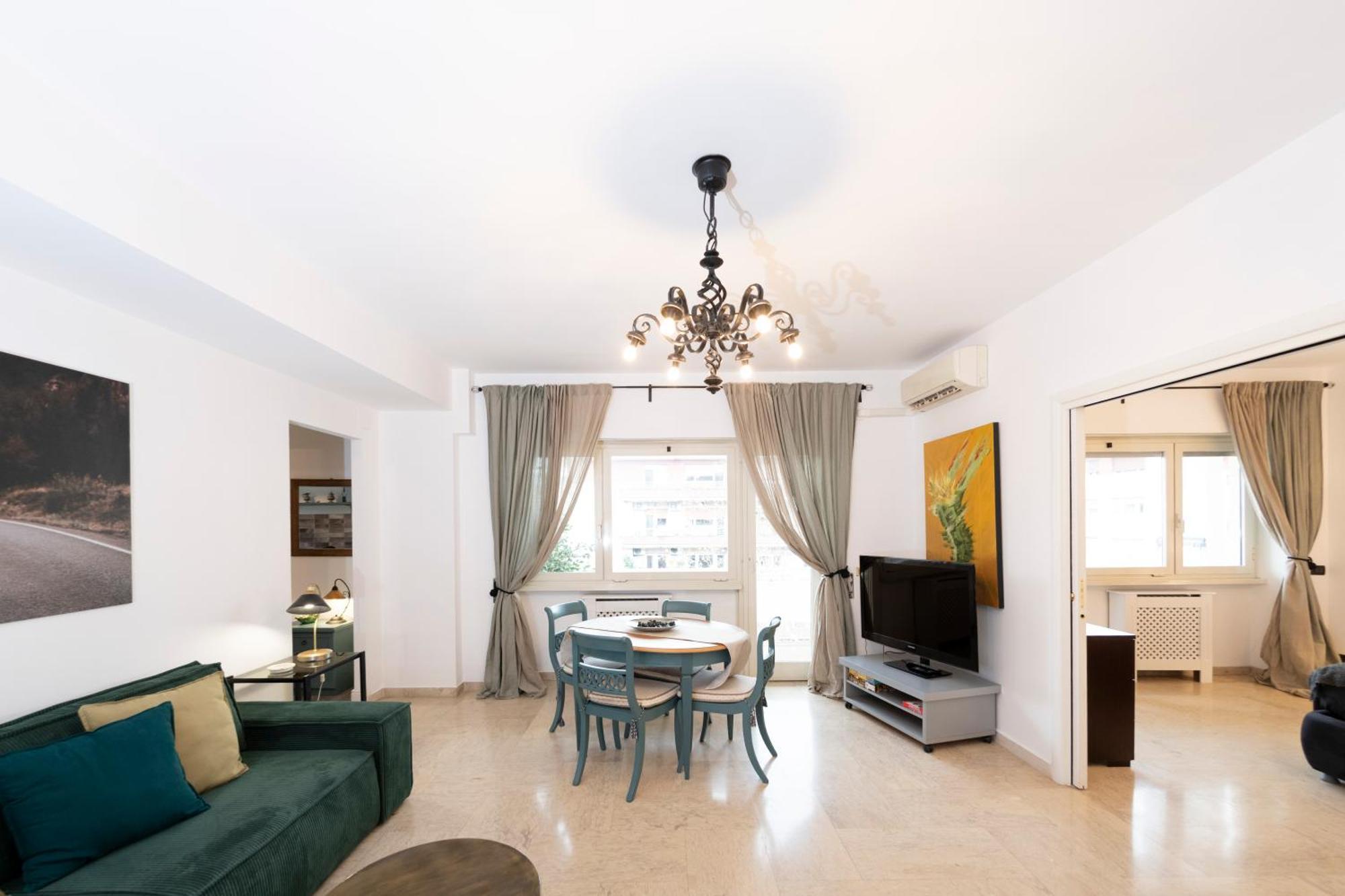 San Peter Terrace View * Rome