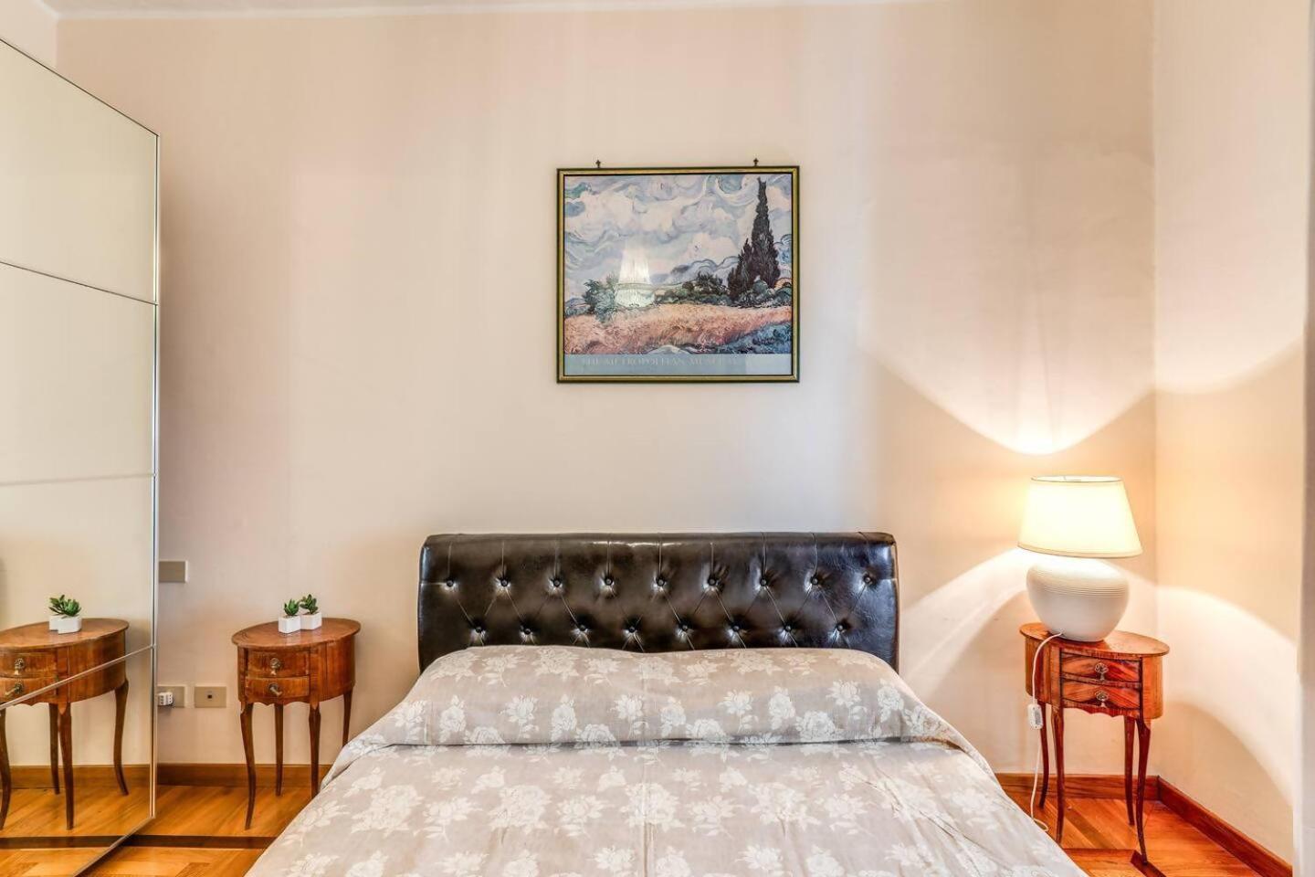 Apartment Xx Sett Flat By Barberini Trevi Fountain Rome