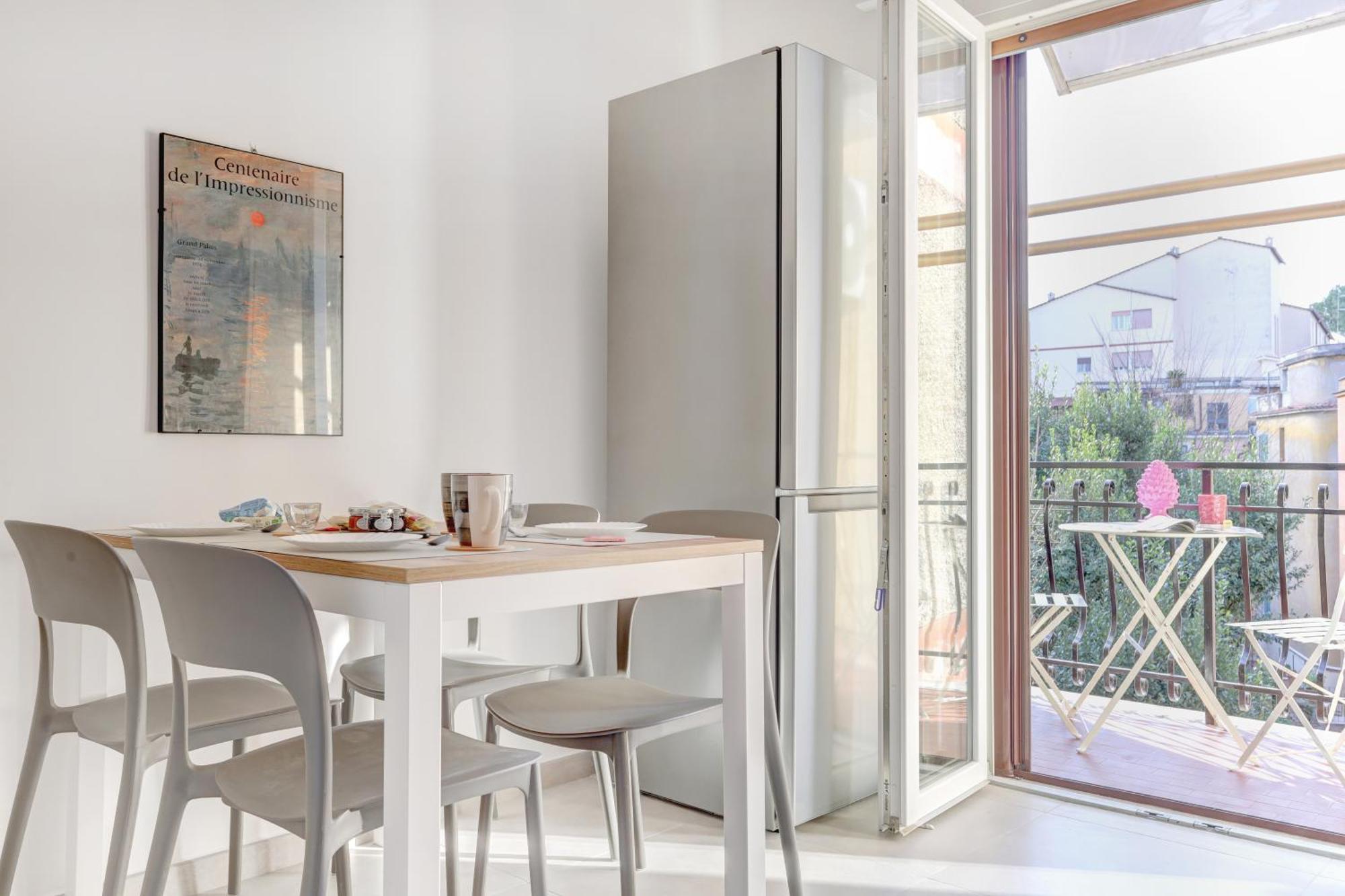 Apartment Vatican Loft With Balcony - And *