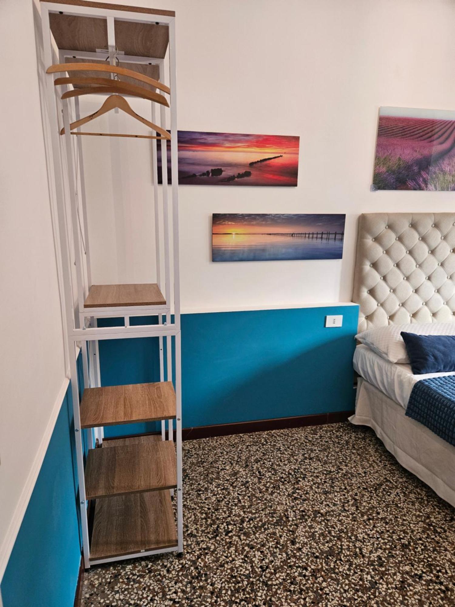 Guest house 12 V Itali Rome