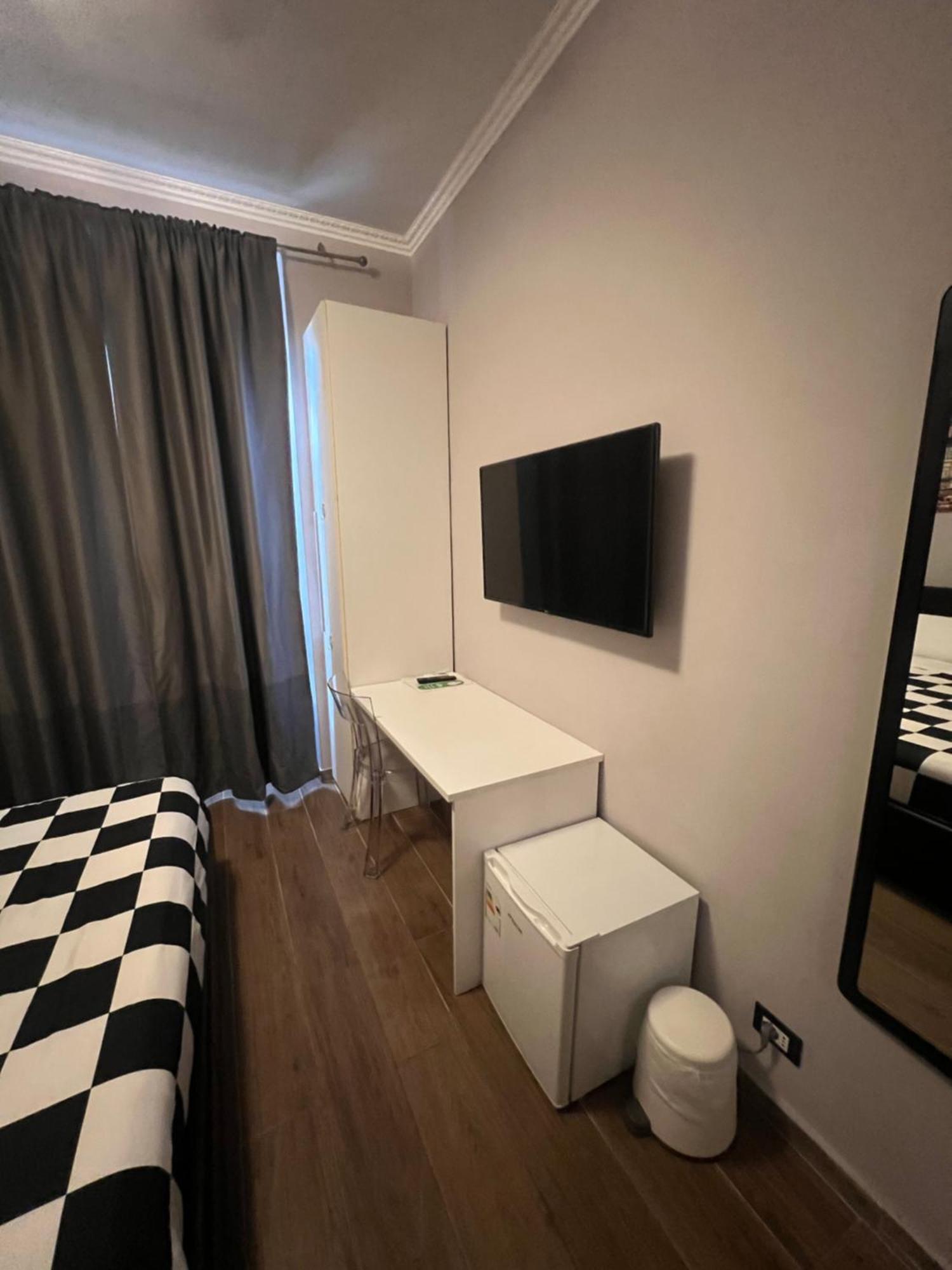 Guest house Favola Romana 2 - *
