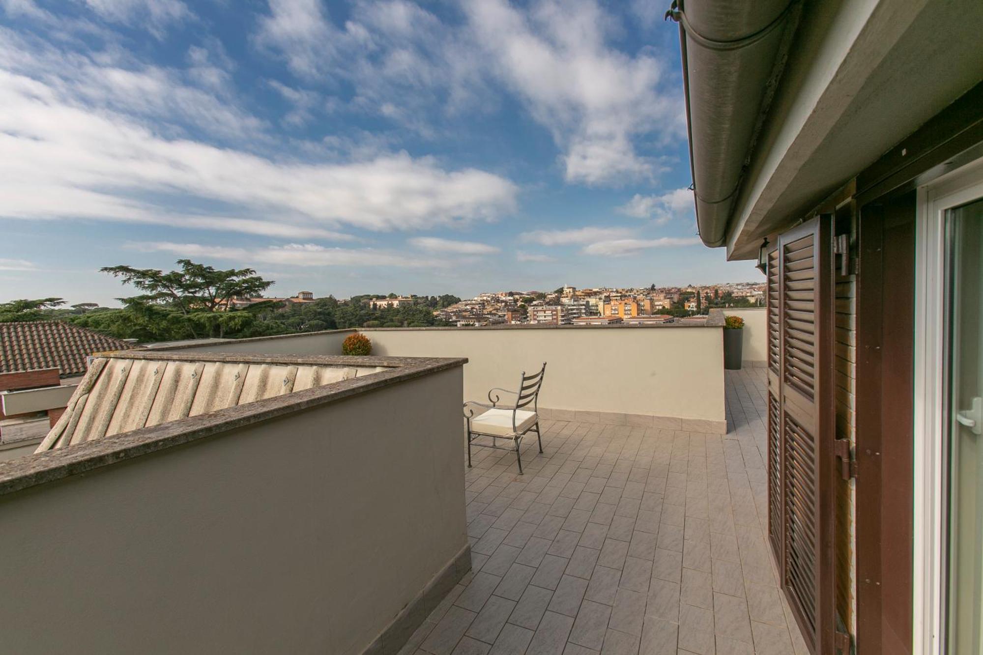 Apartment Terrazza San Pietro Vicino Metro A *