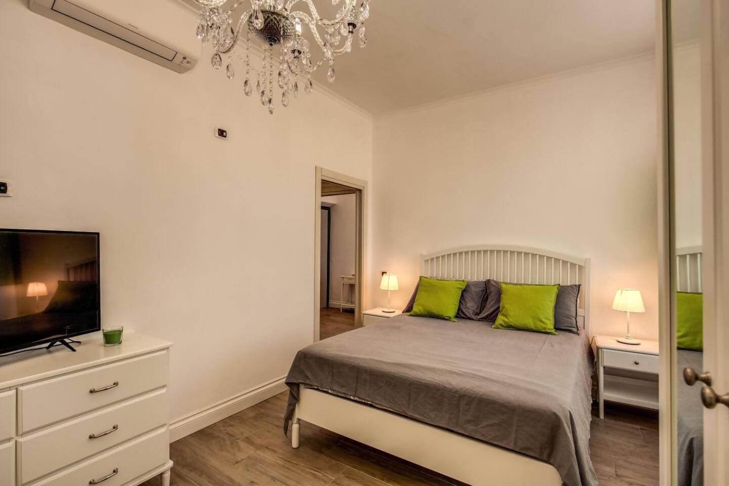 Apartment Domus Heroas Near Vatican