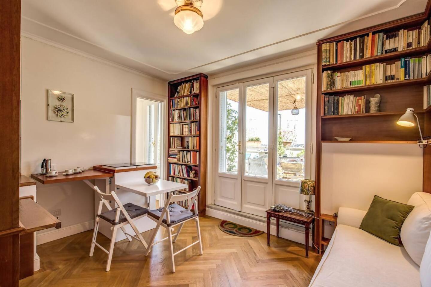Attic With Terrace Overlooking St Peters Basilica Apartment