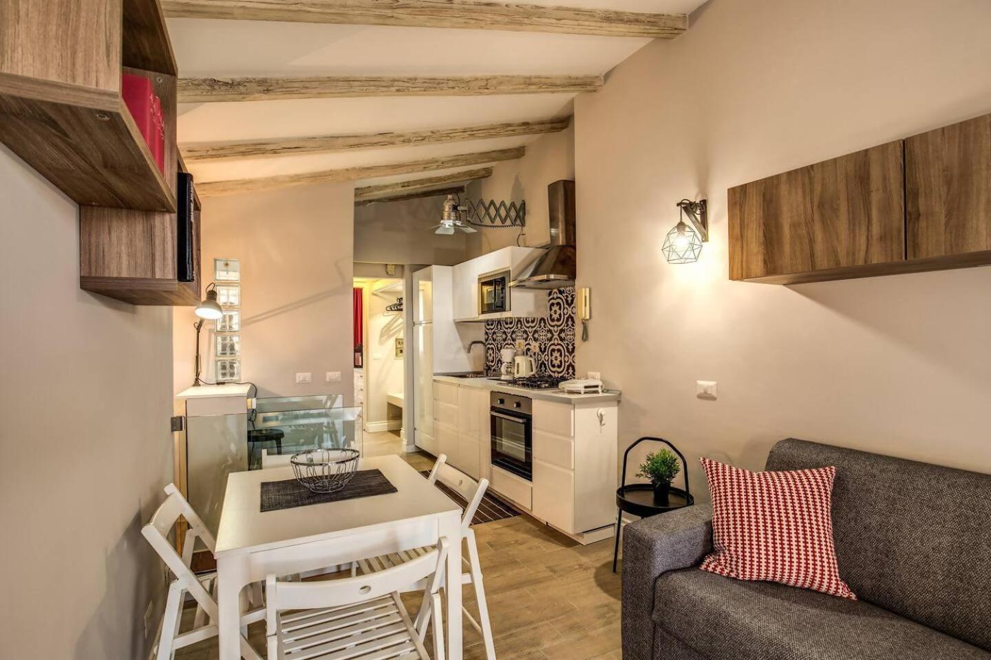 Attic With Terrace By Trevi Fountain Appartamento Roma