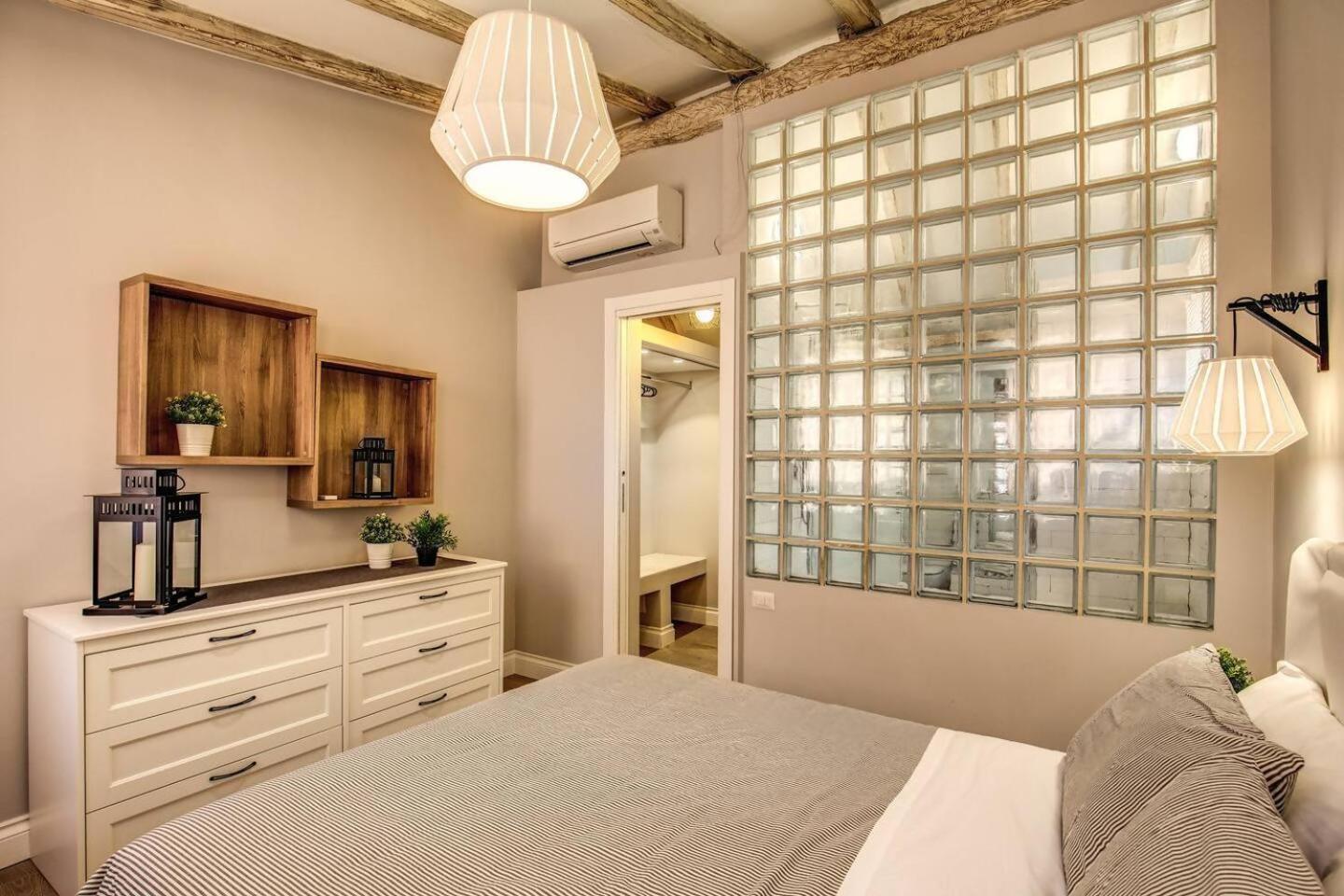 Attic With Terrace By Trevi Fountain Appartamento Roma