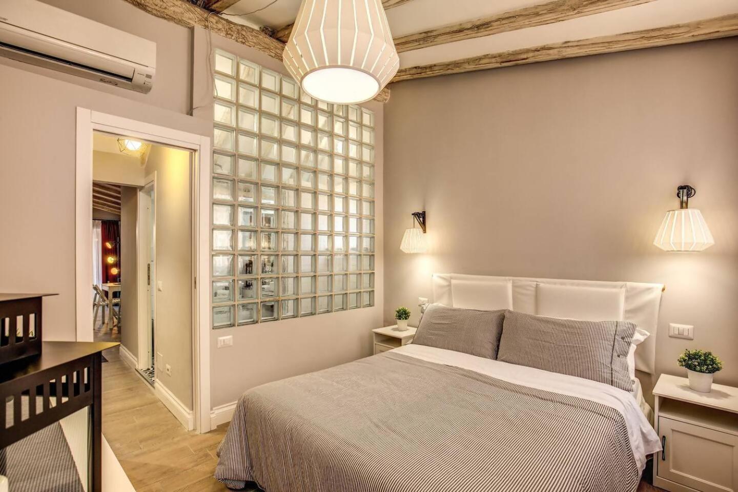 Attic With Terrace By Trevi Fountain Appartamento *