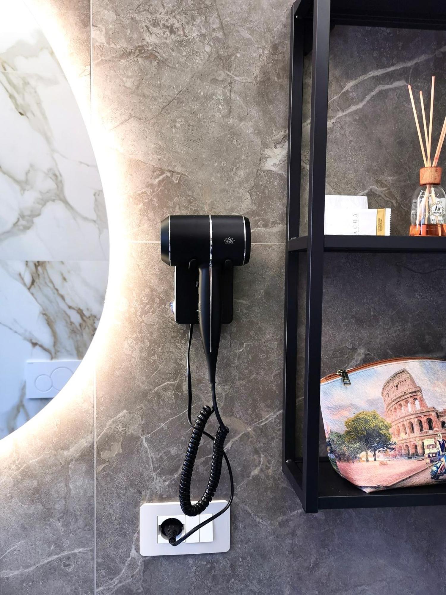 Simposio - Luxury * Rome