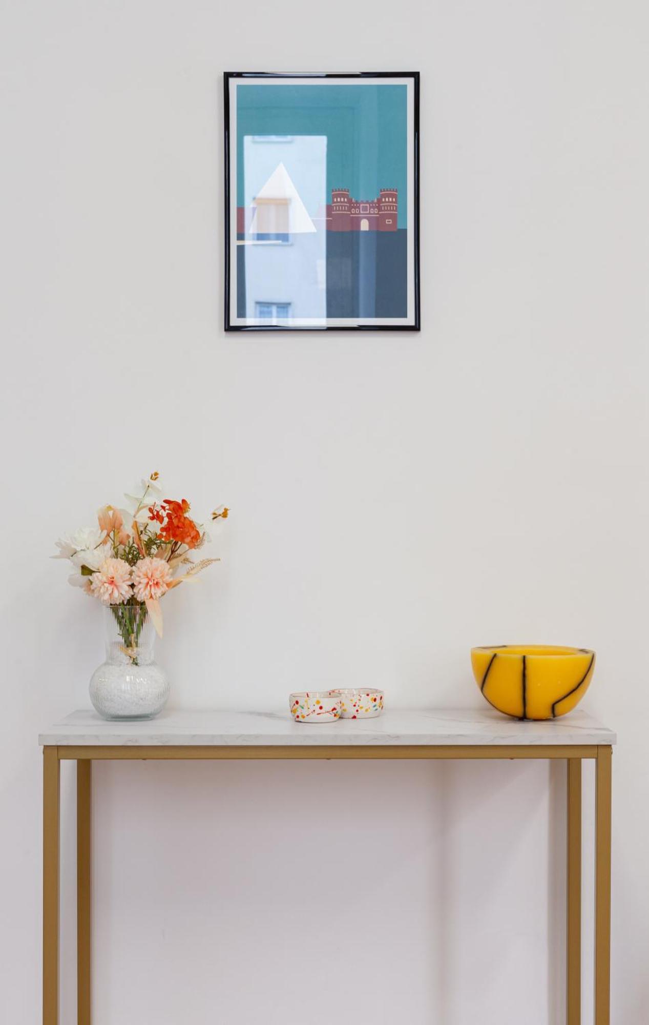Piramide Apartment