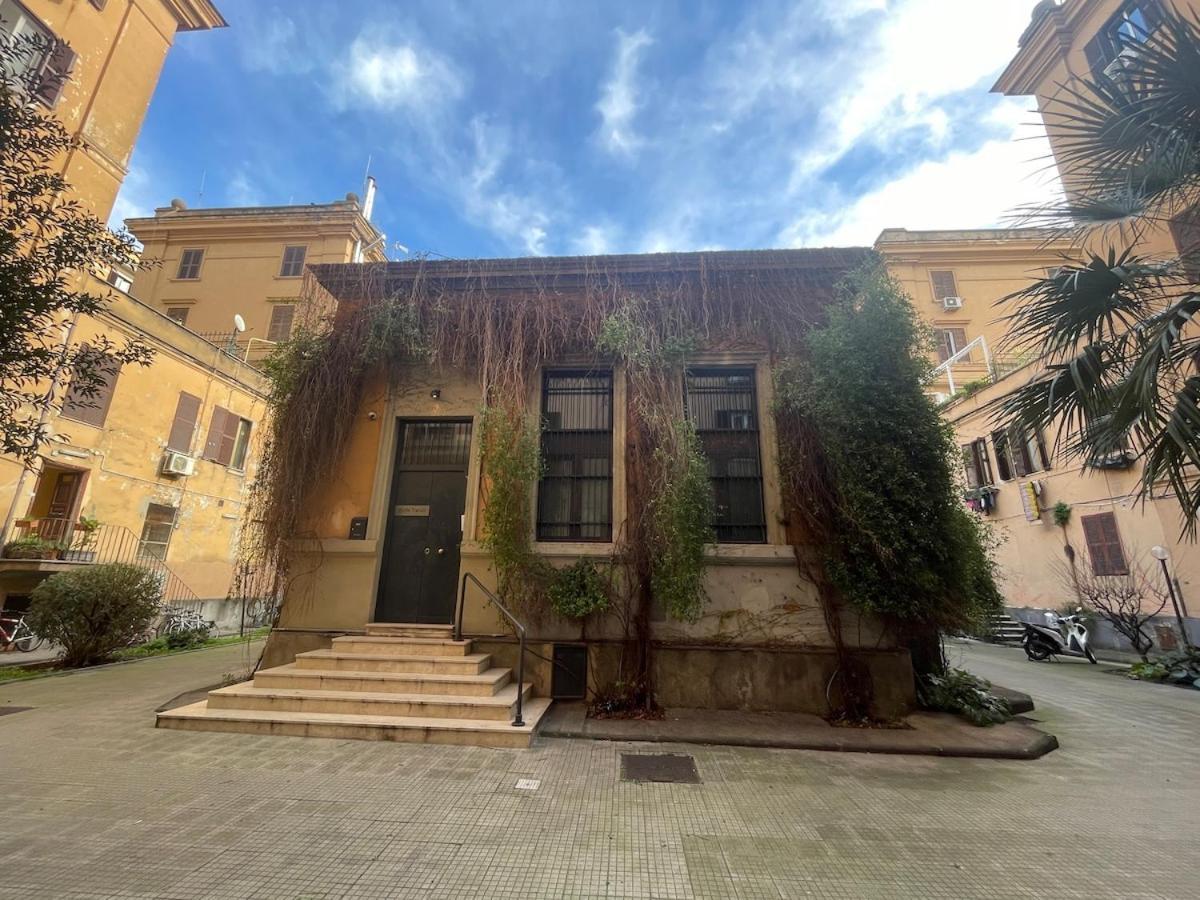 Theo's House In Ostiense Apartment