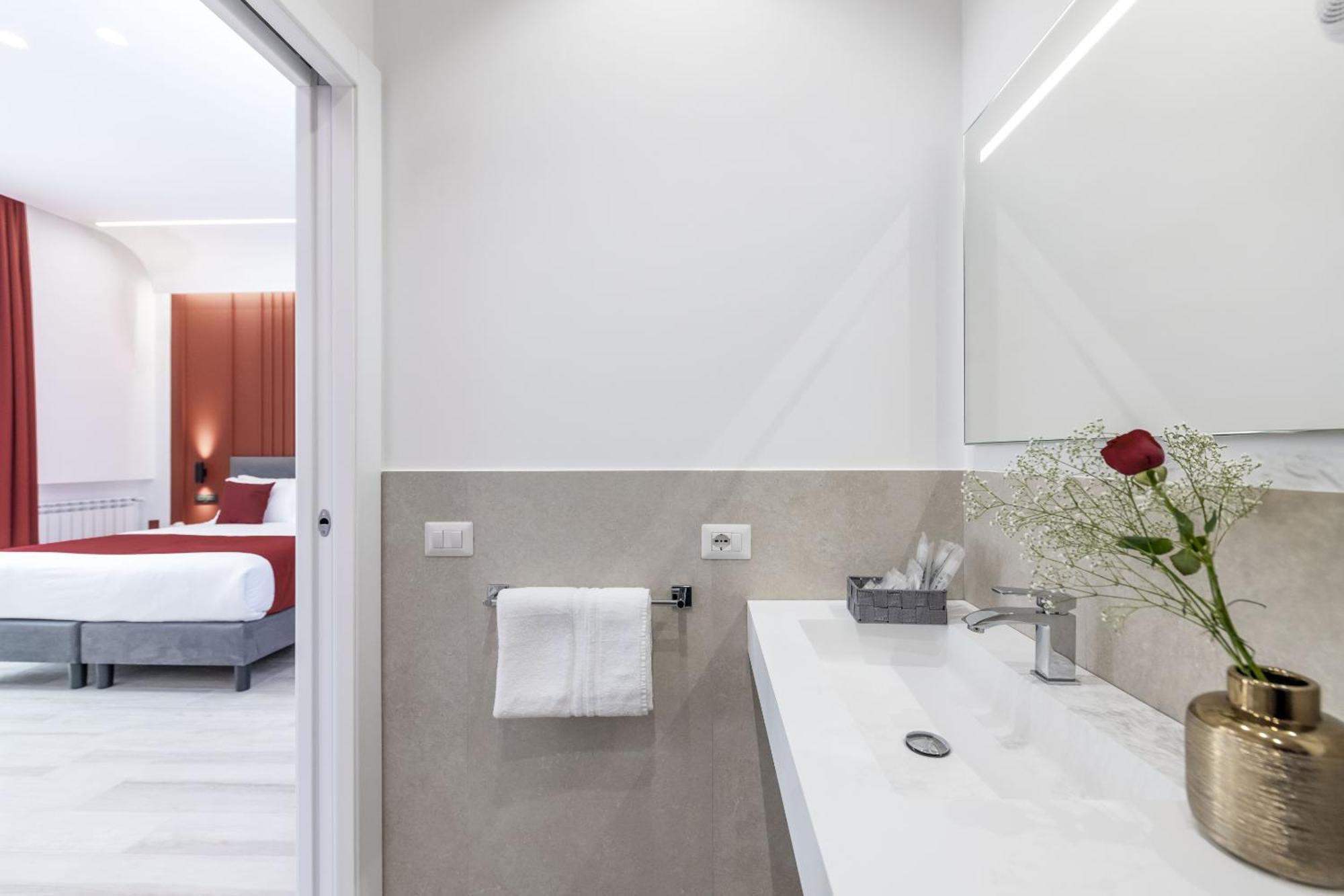 St Peter Twelve Bed & Breakfast Rome