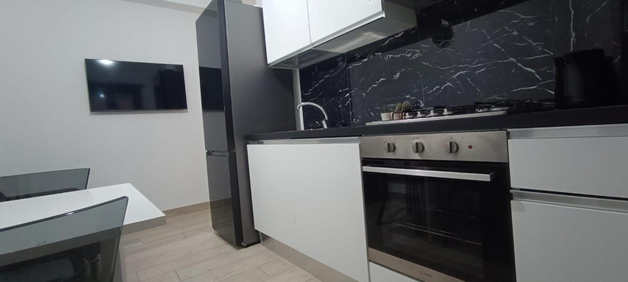 Romano Guest House Apartment *
