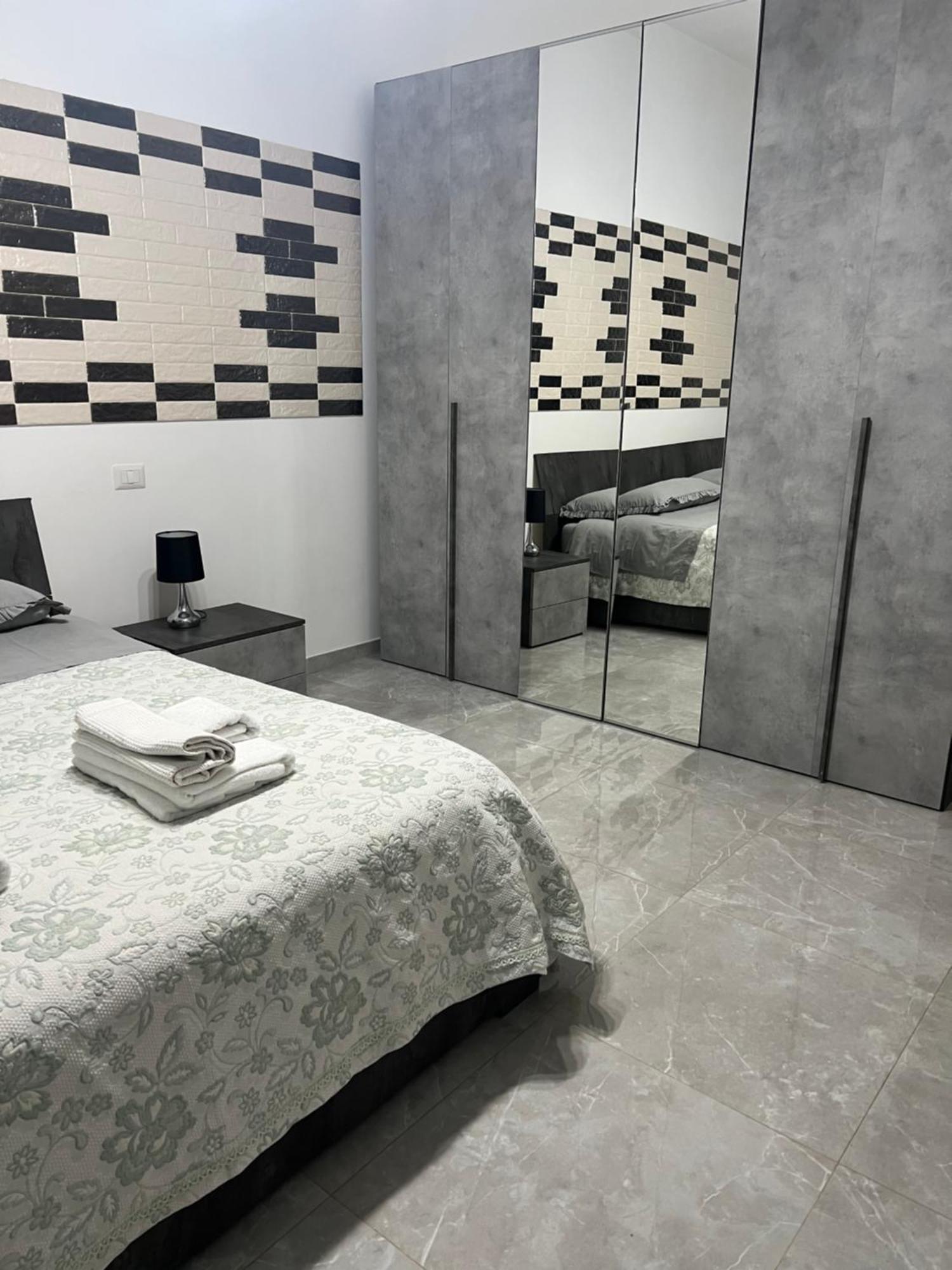 Appartamento Candia House *