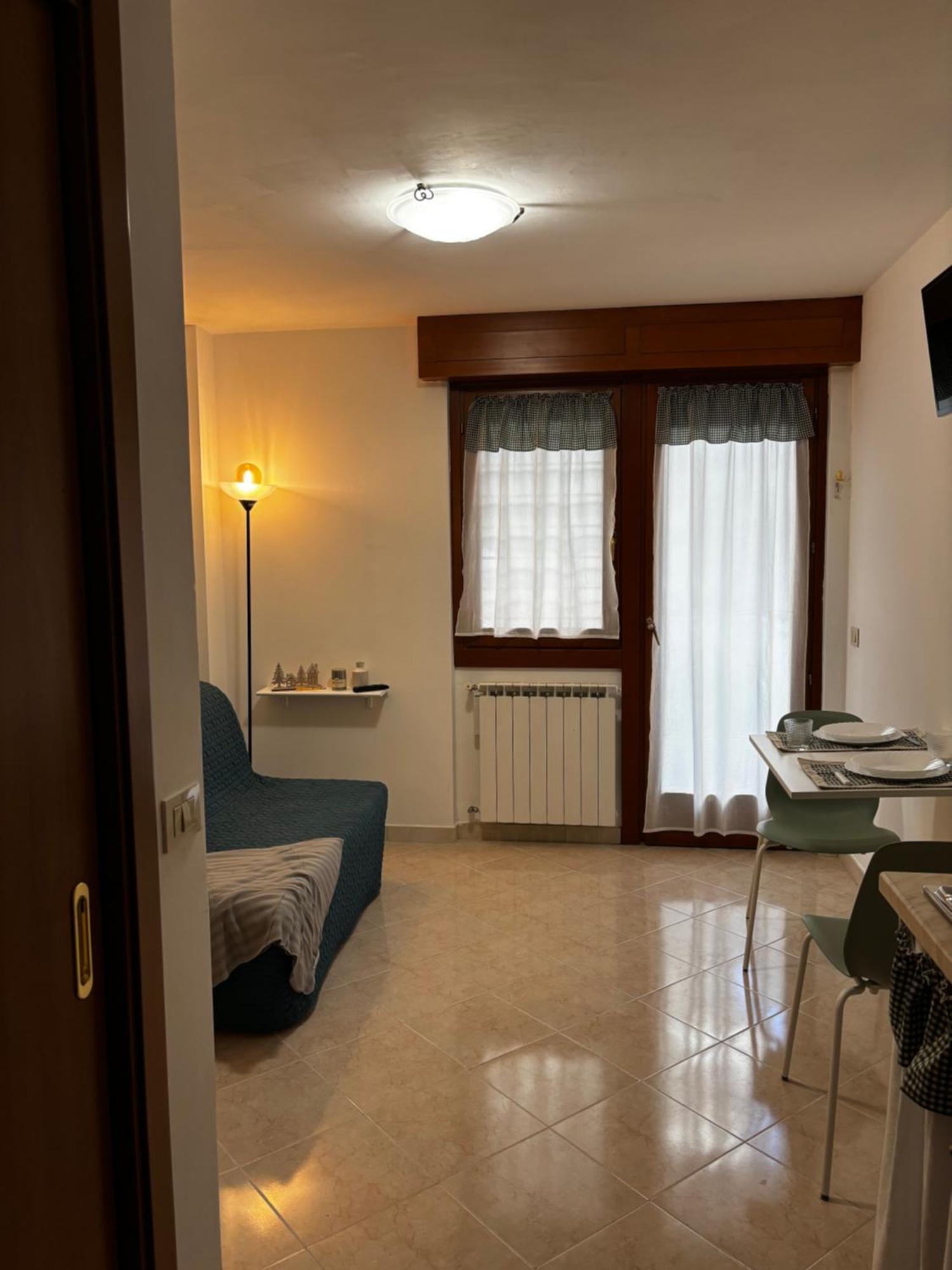 La Casetta Tiny House In Apartment Rome