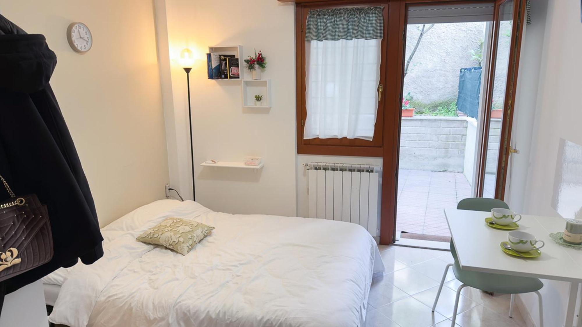 La Casetta Tiny House In Apartment Rome