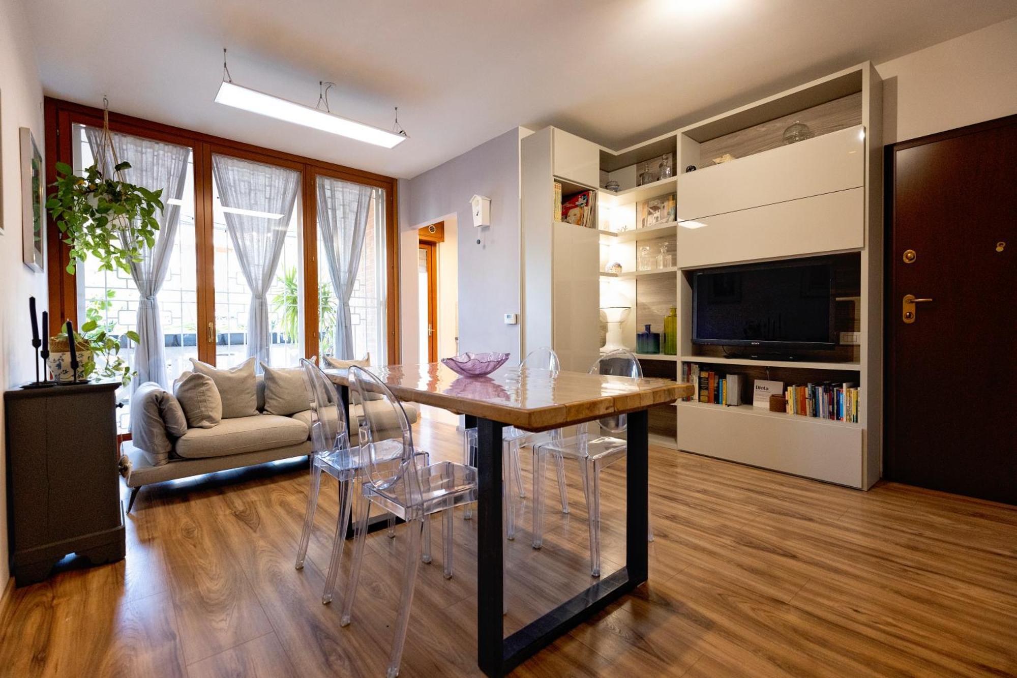Holiday Home Roma Apartment *