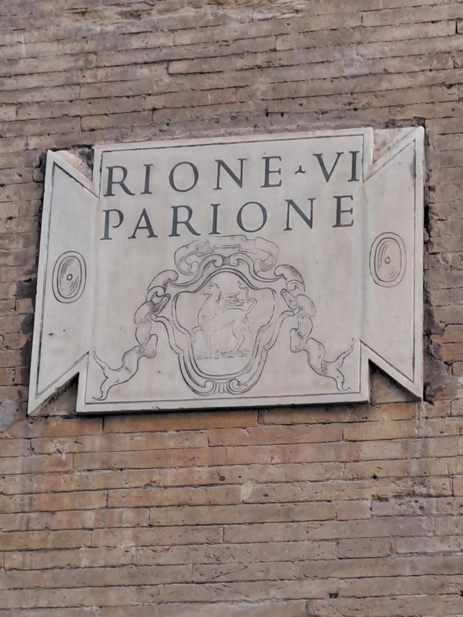 Piazza Dell'orologio *