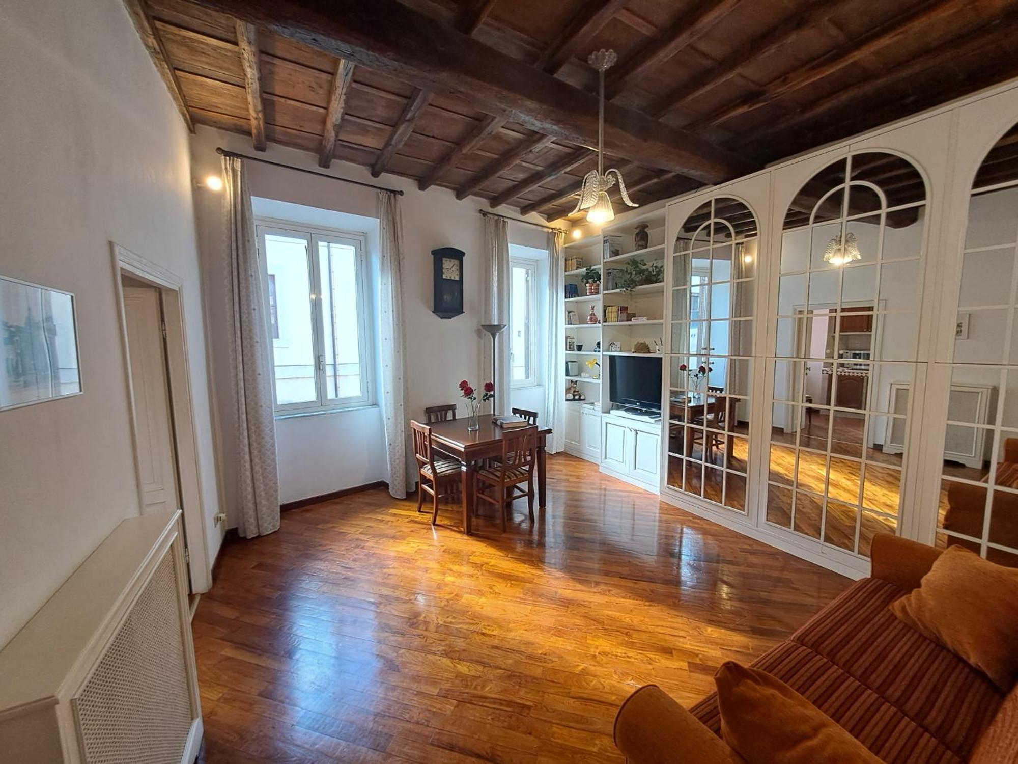 Apartment Piazza Dell'orologio