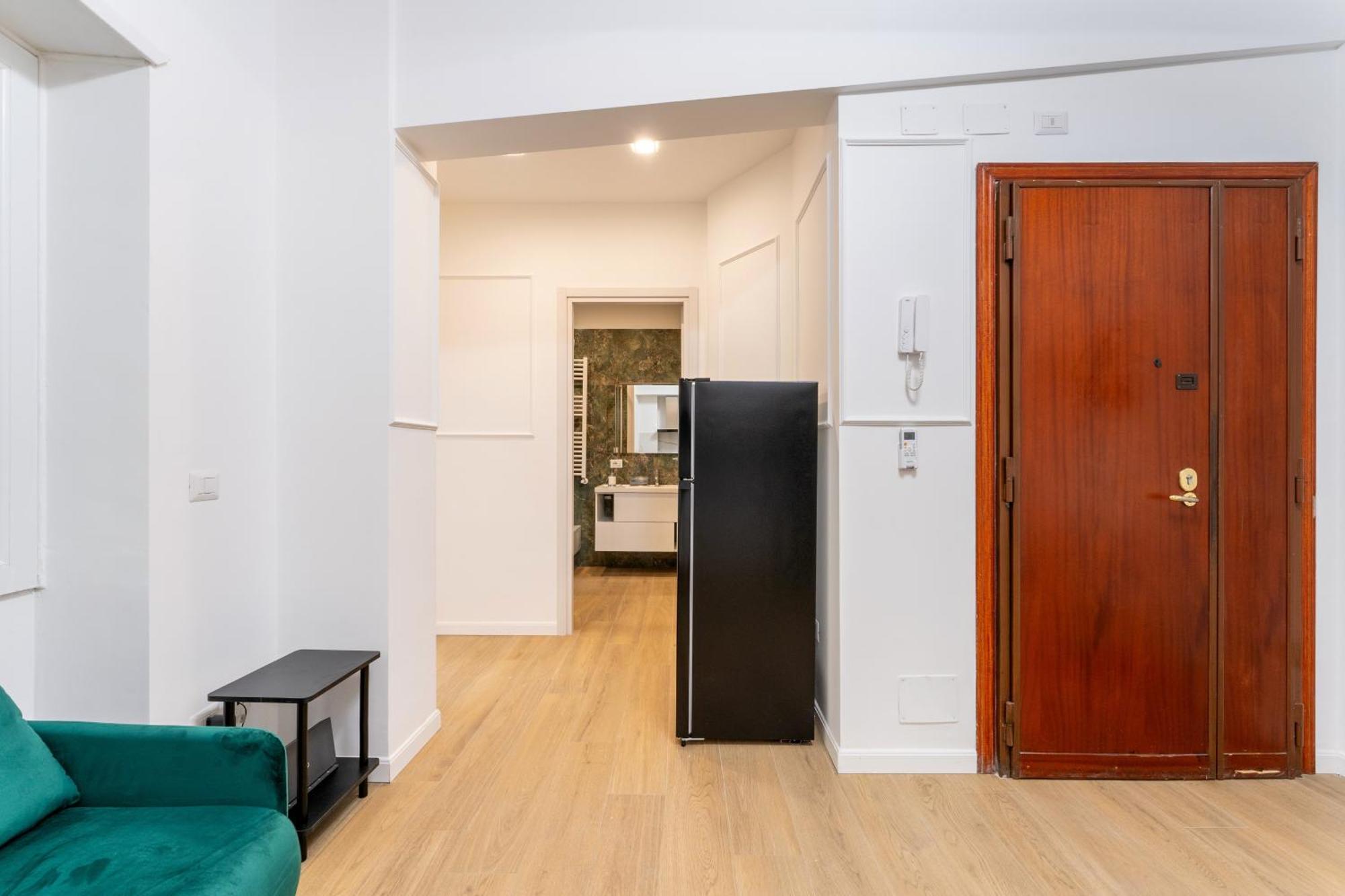 Emerald Suite, Elegant Flat In San Giovanni Area * Rome