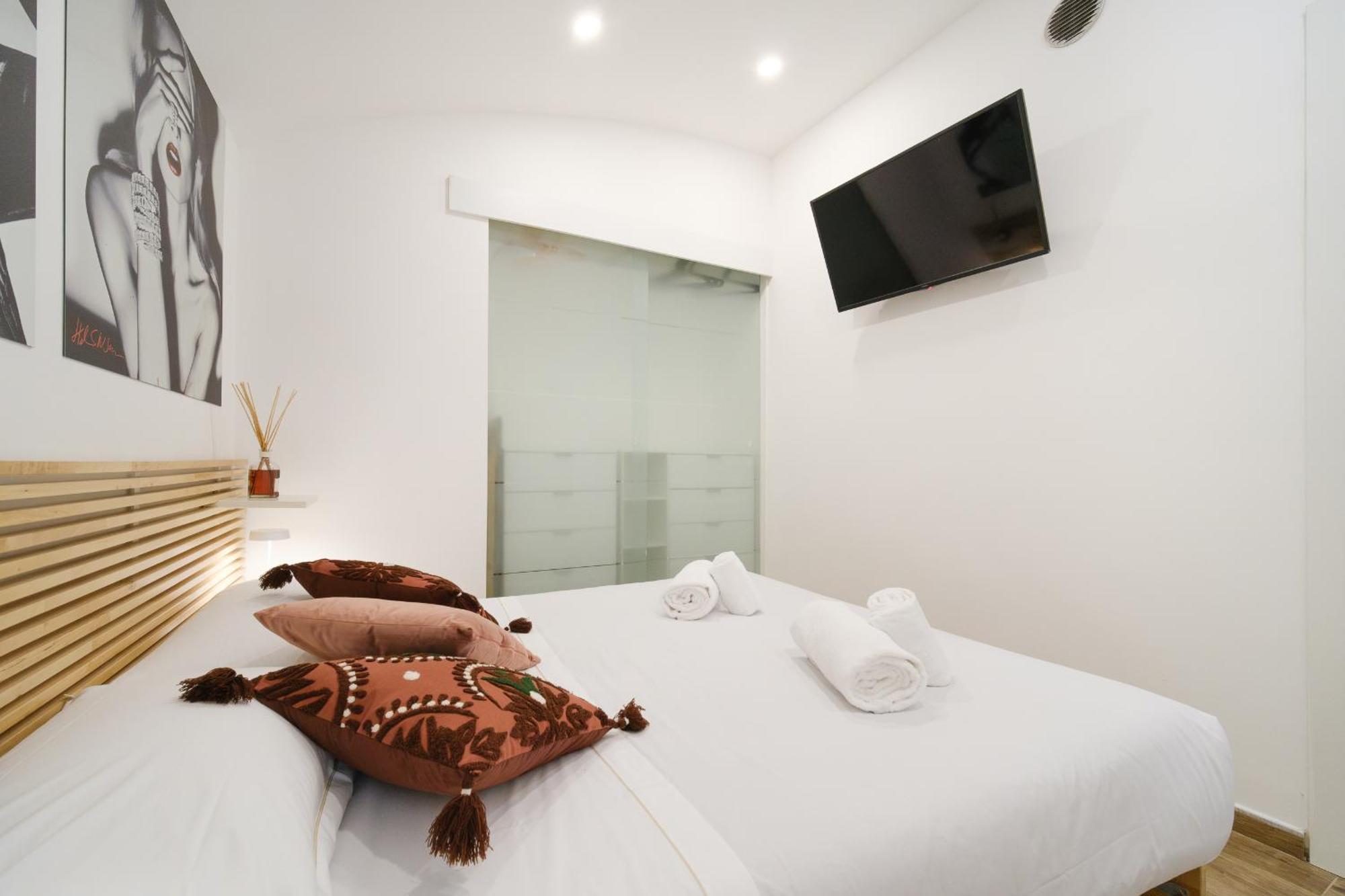 Angel's Luxury Den By Buddyrent Apartment Rome