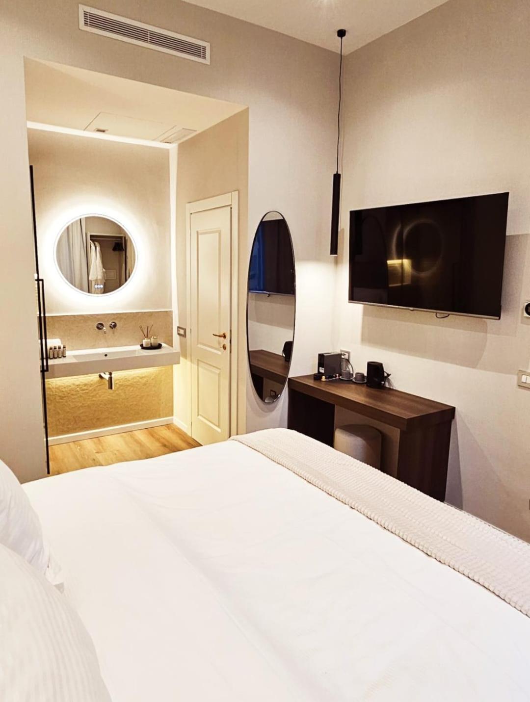 Stoa Boutique Hotel