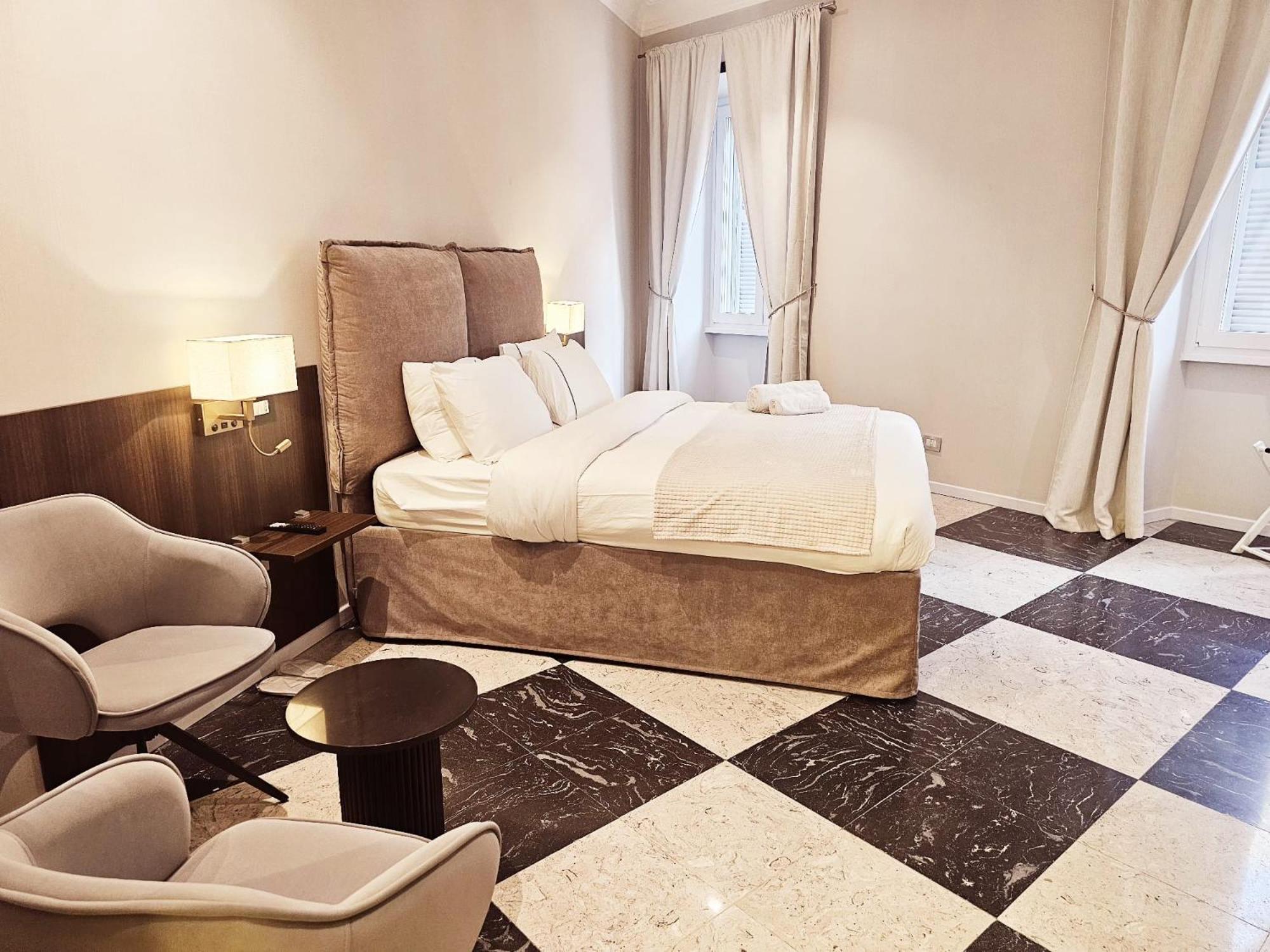 Stoa Boutique Hotel *