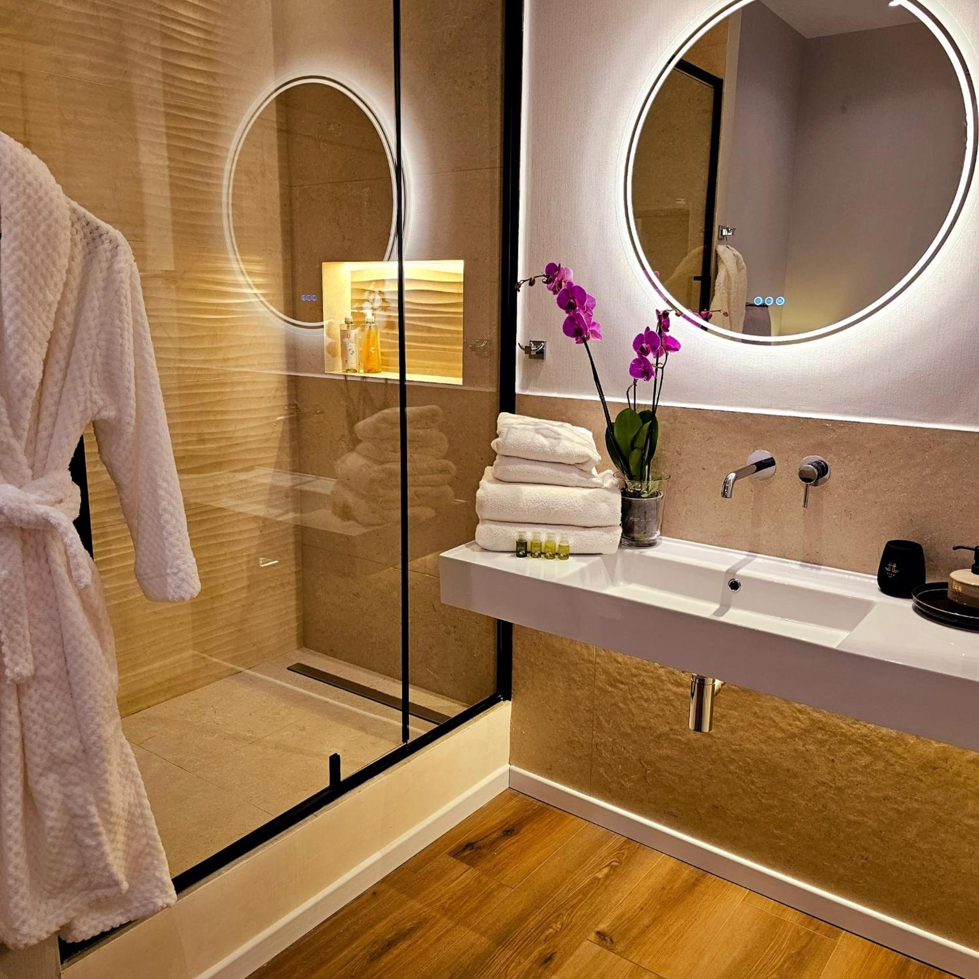 Stoa Boutique * Rome