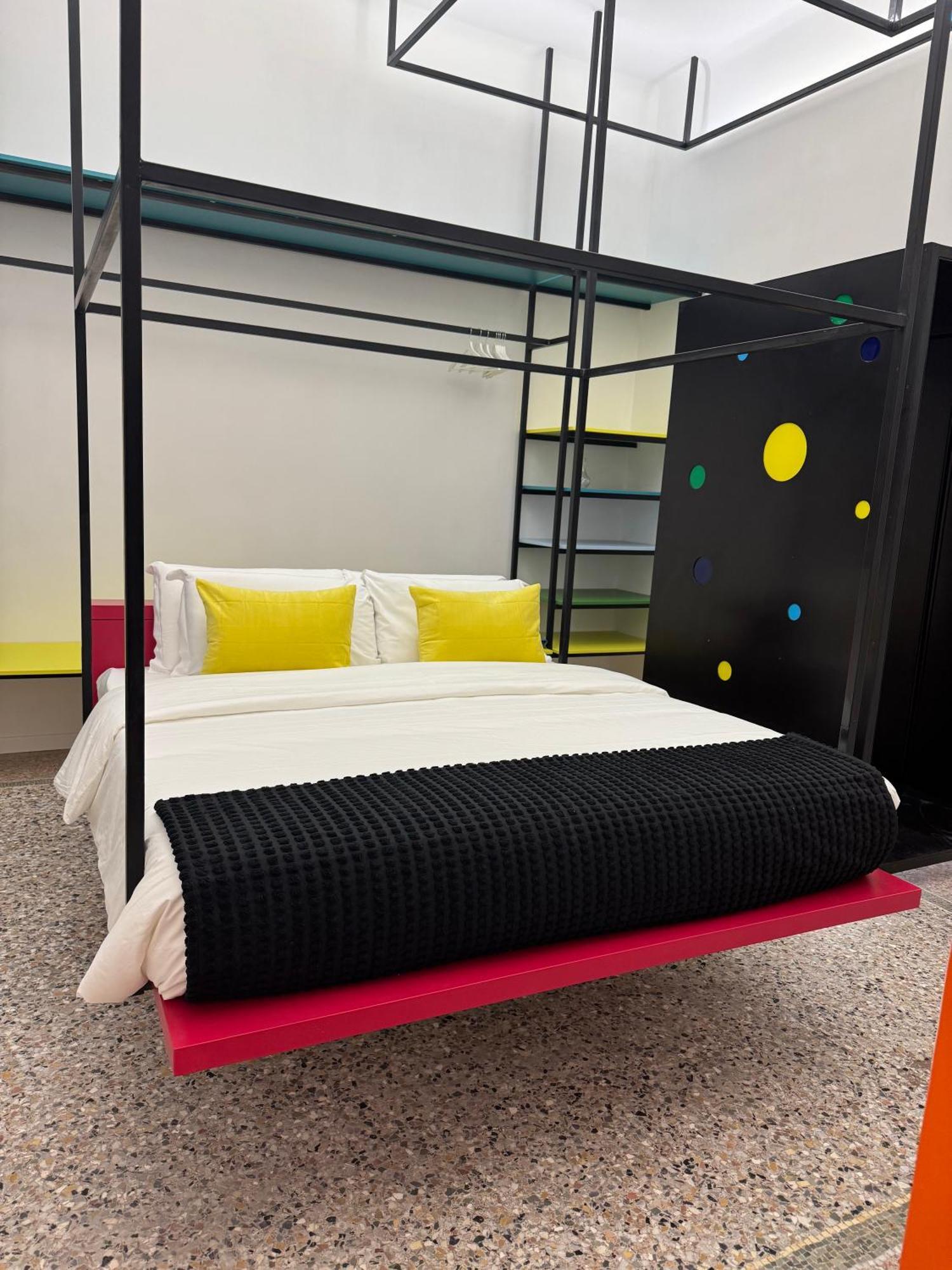 Galaxy By Romei Guest house