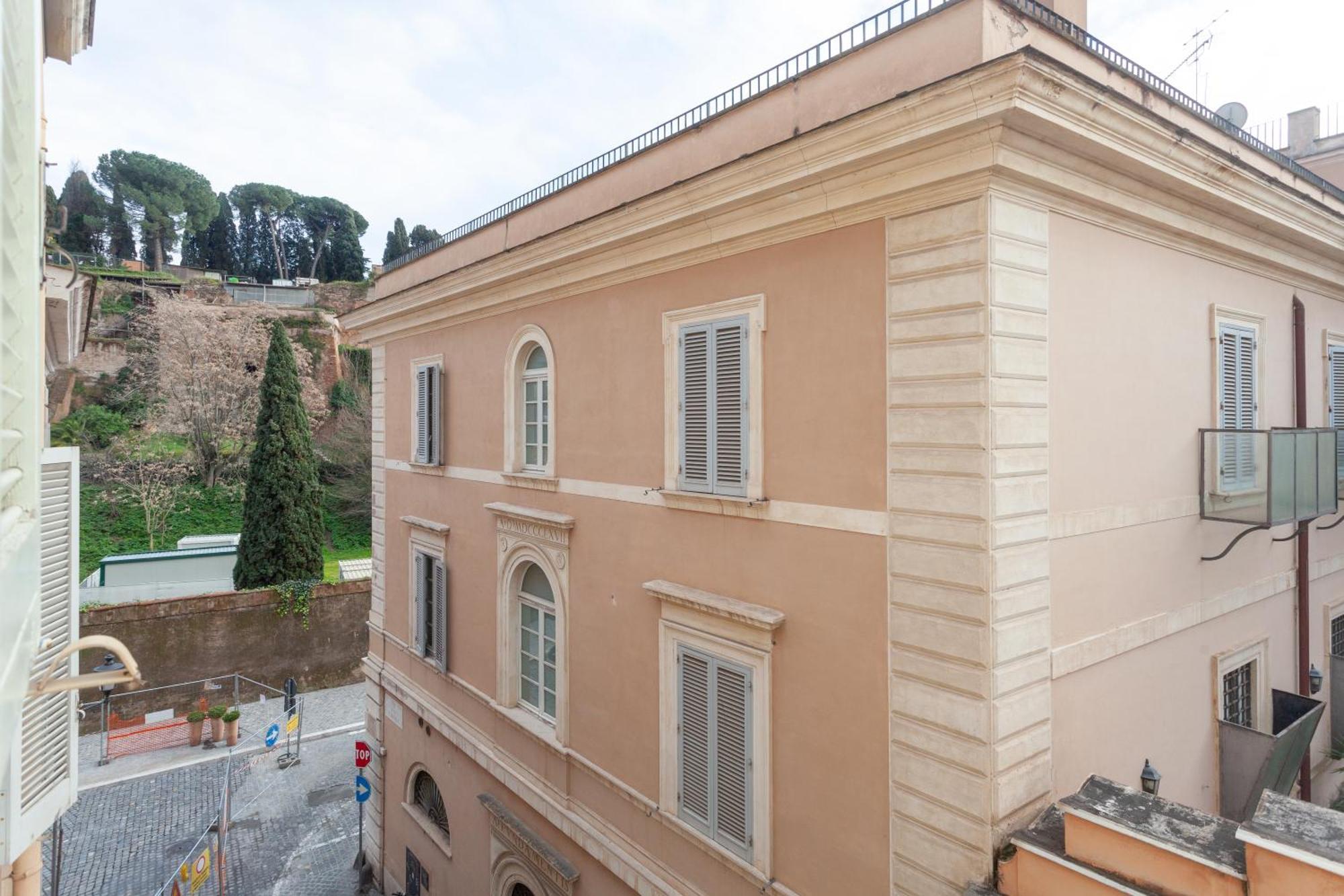 Apartment San Teodoro 34 - Stylish In Front Of Forum