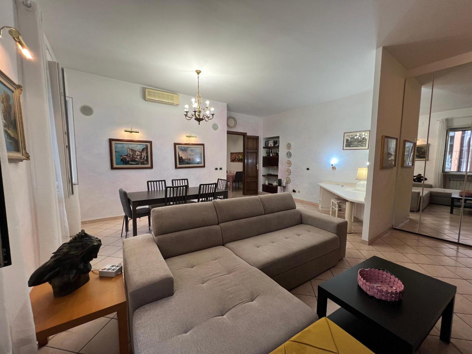 Apartment --colosseum 15 Min-- Trastevere, Free Wi-fi & A-c Rome