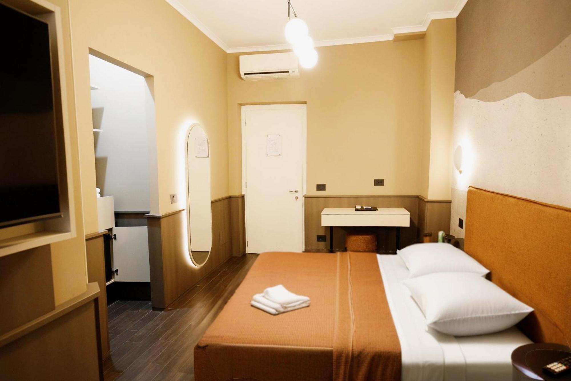 Hotel The B Place Rome