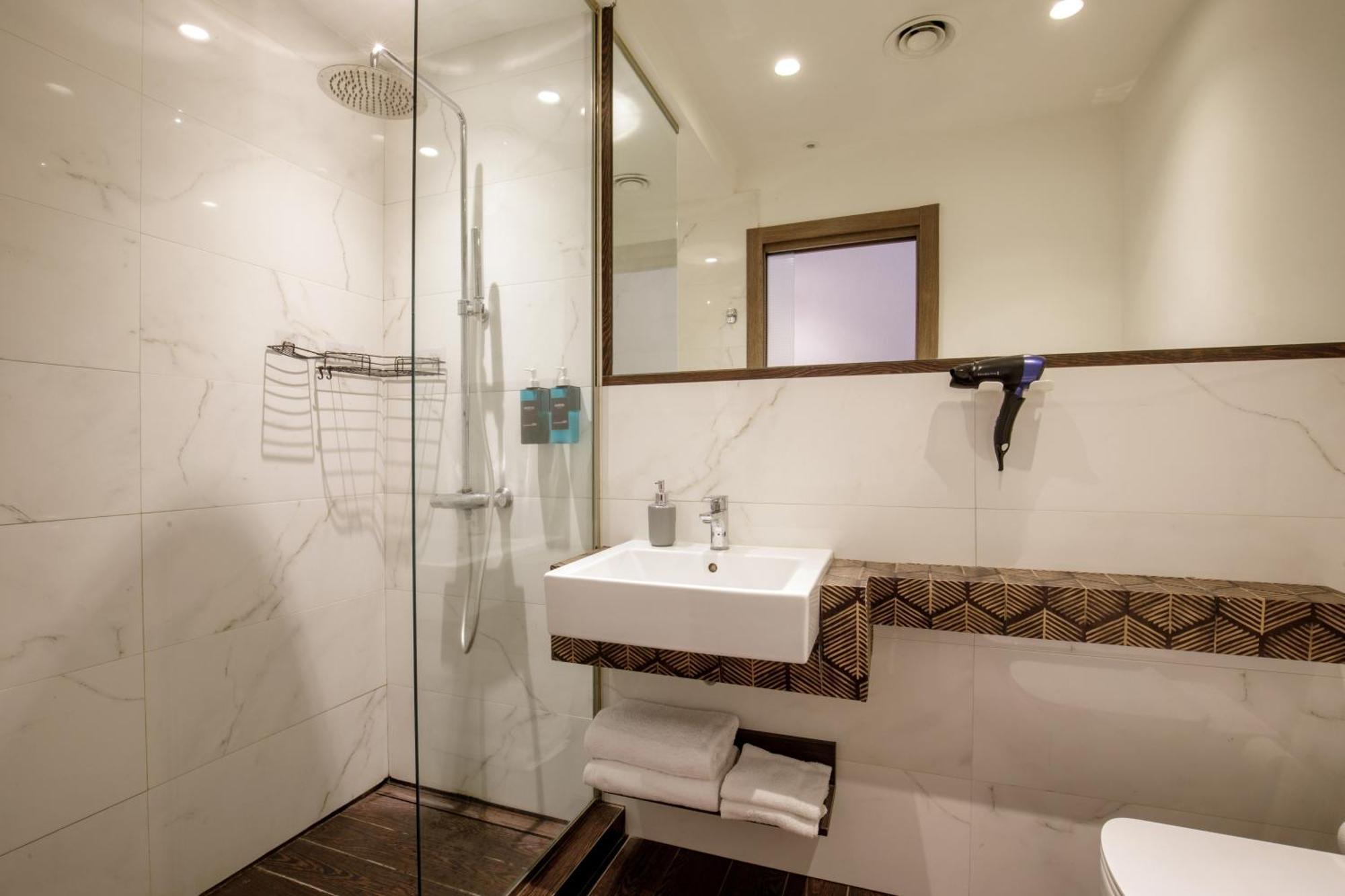 Corso Grand 4* Rome