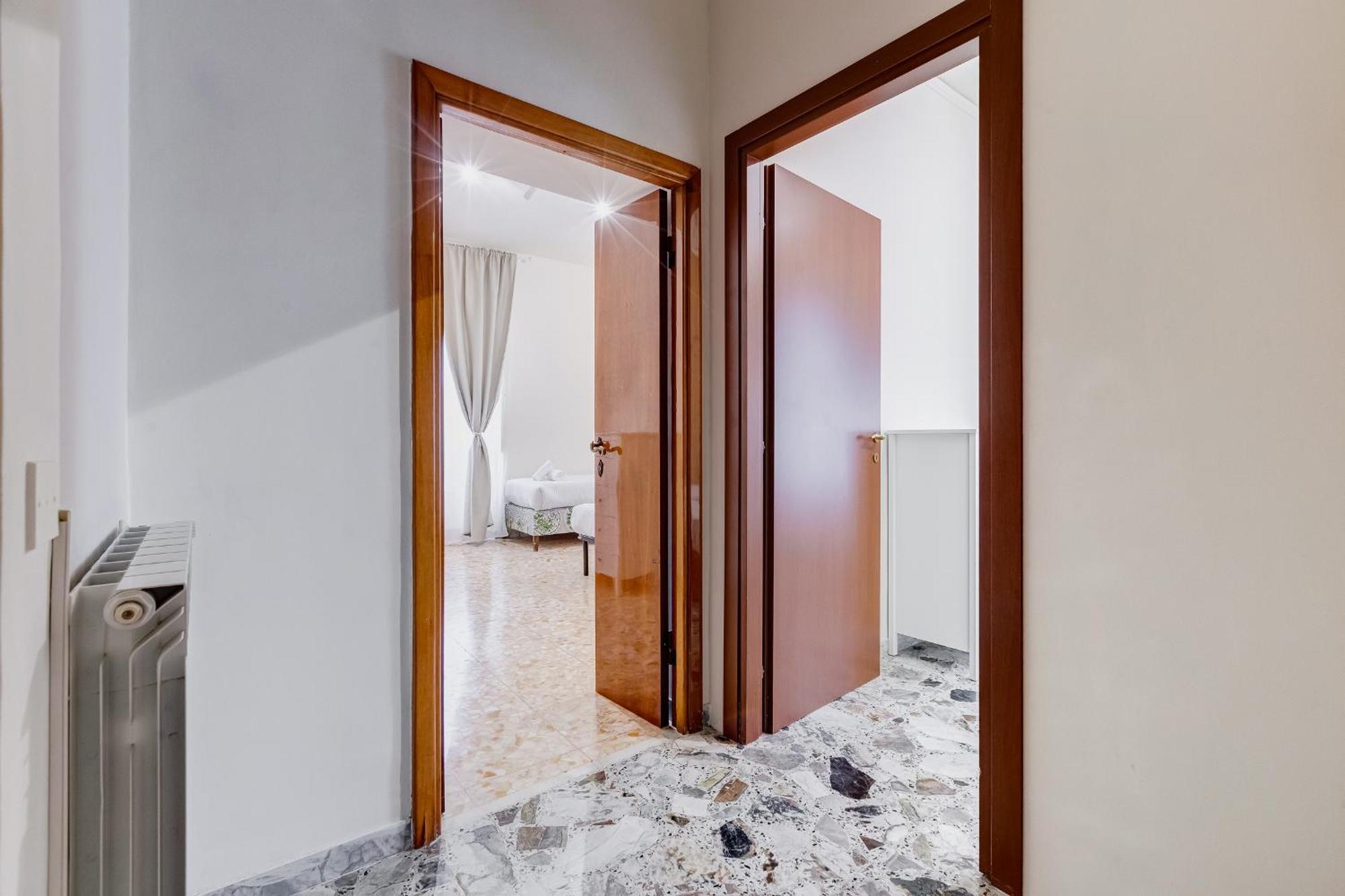 Appartamento Vivilo Collection - San Vito View - 3 Bdr 2 Baths Roma