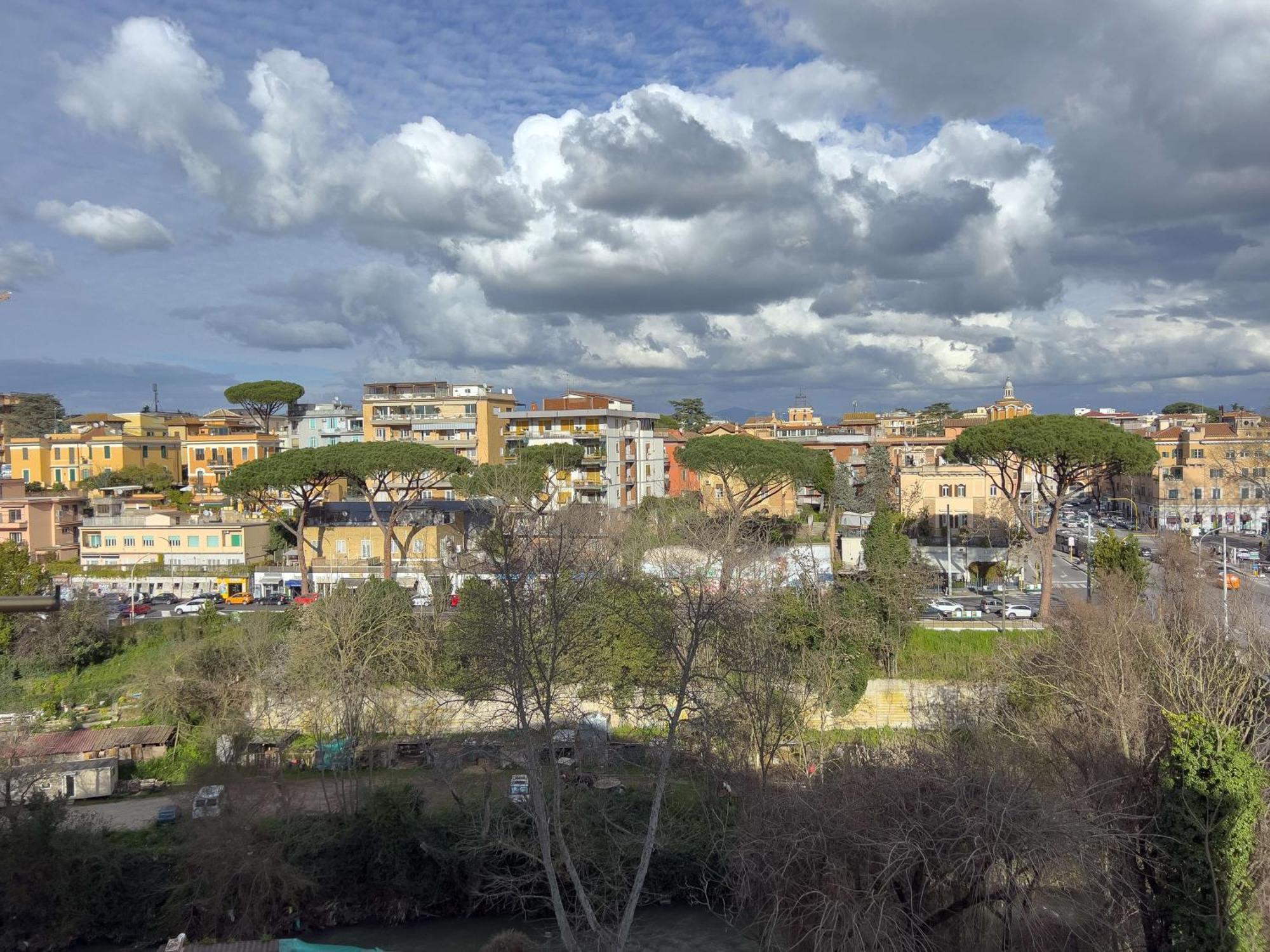 Domus Lucis * Rome