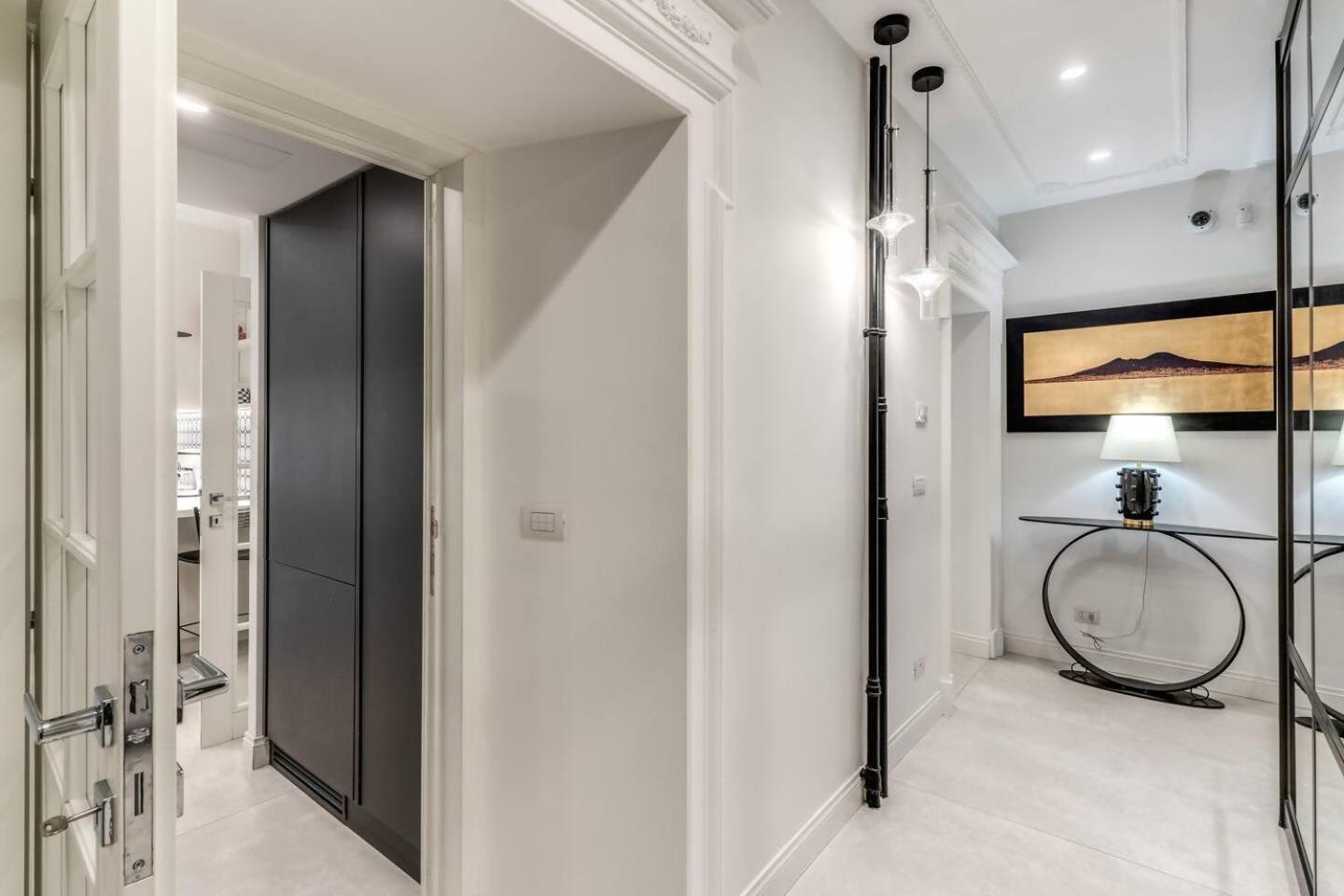 Luxury Flat With Terrace By Historic Center Apartment Rome