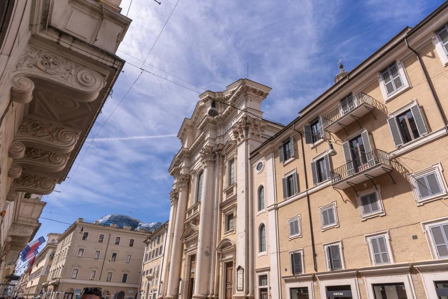 Apartment Domus In Via Del Corso