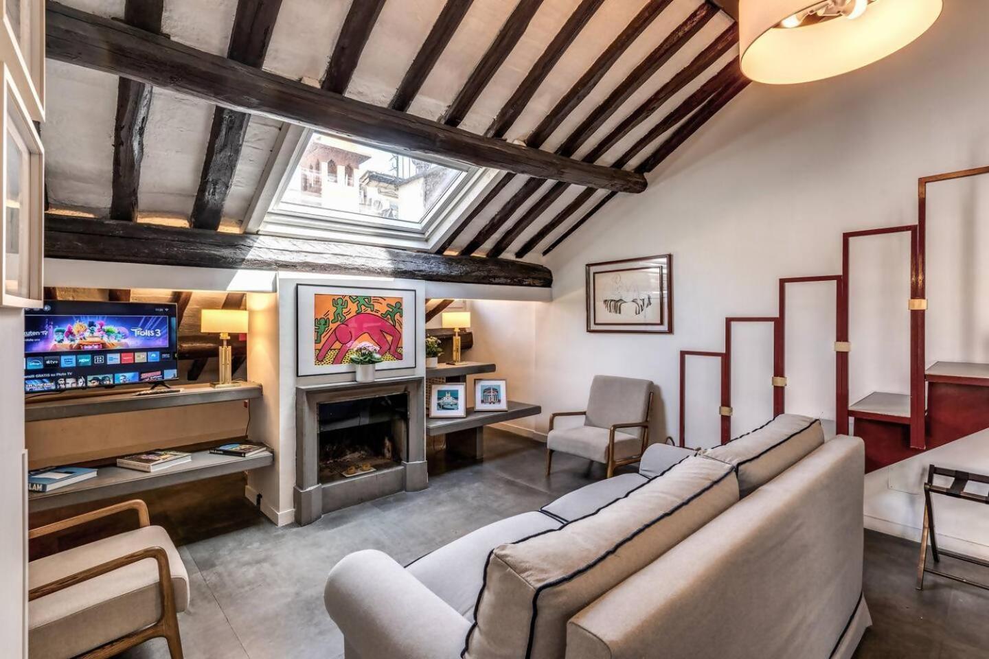 Apartment Domus In Via Del Corso