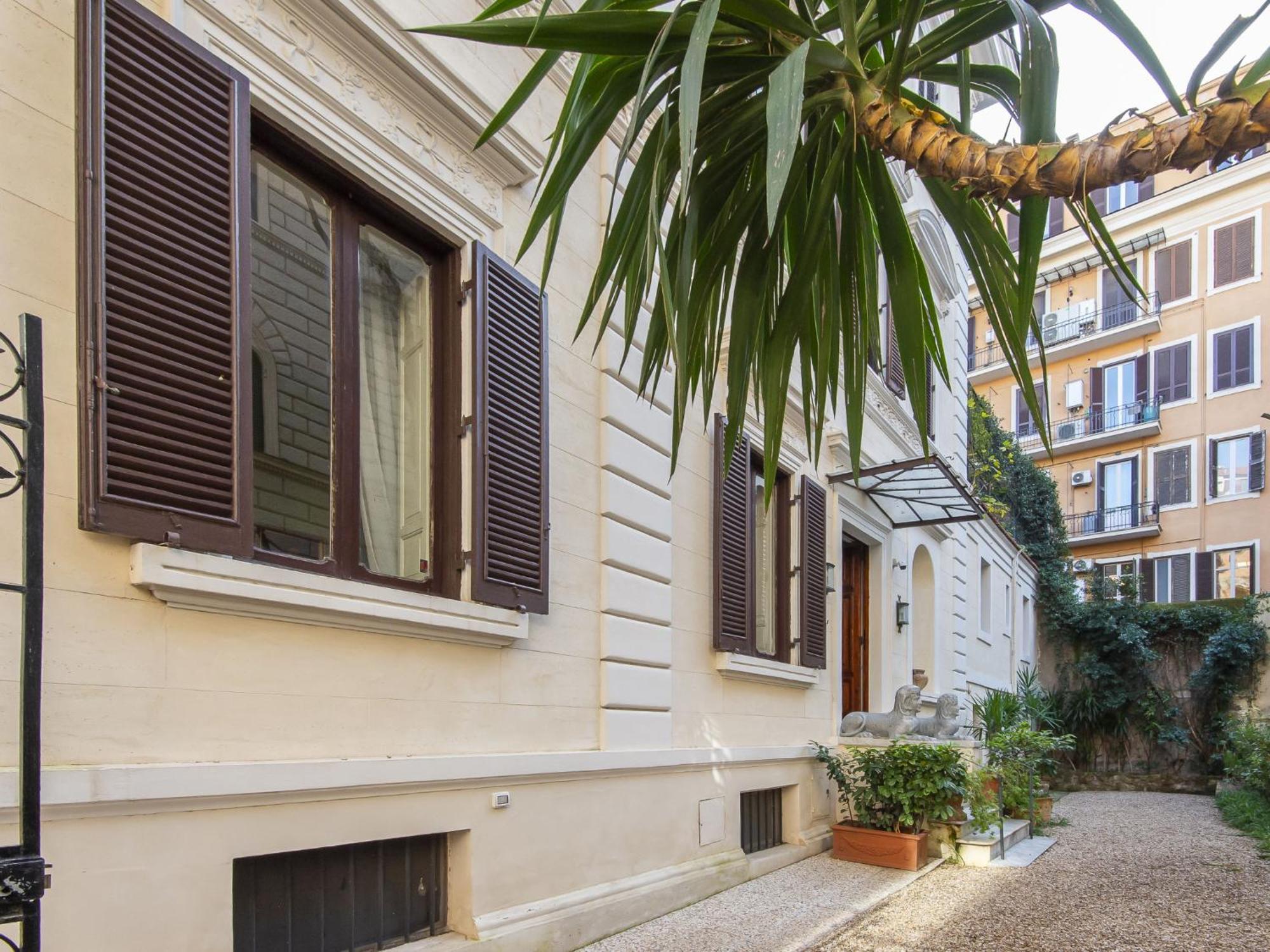 Plinio By Interhome
