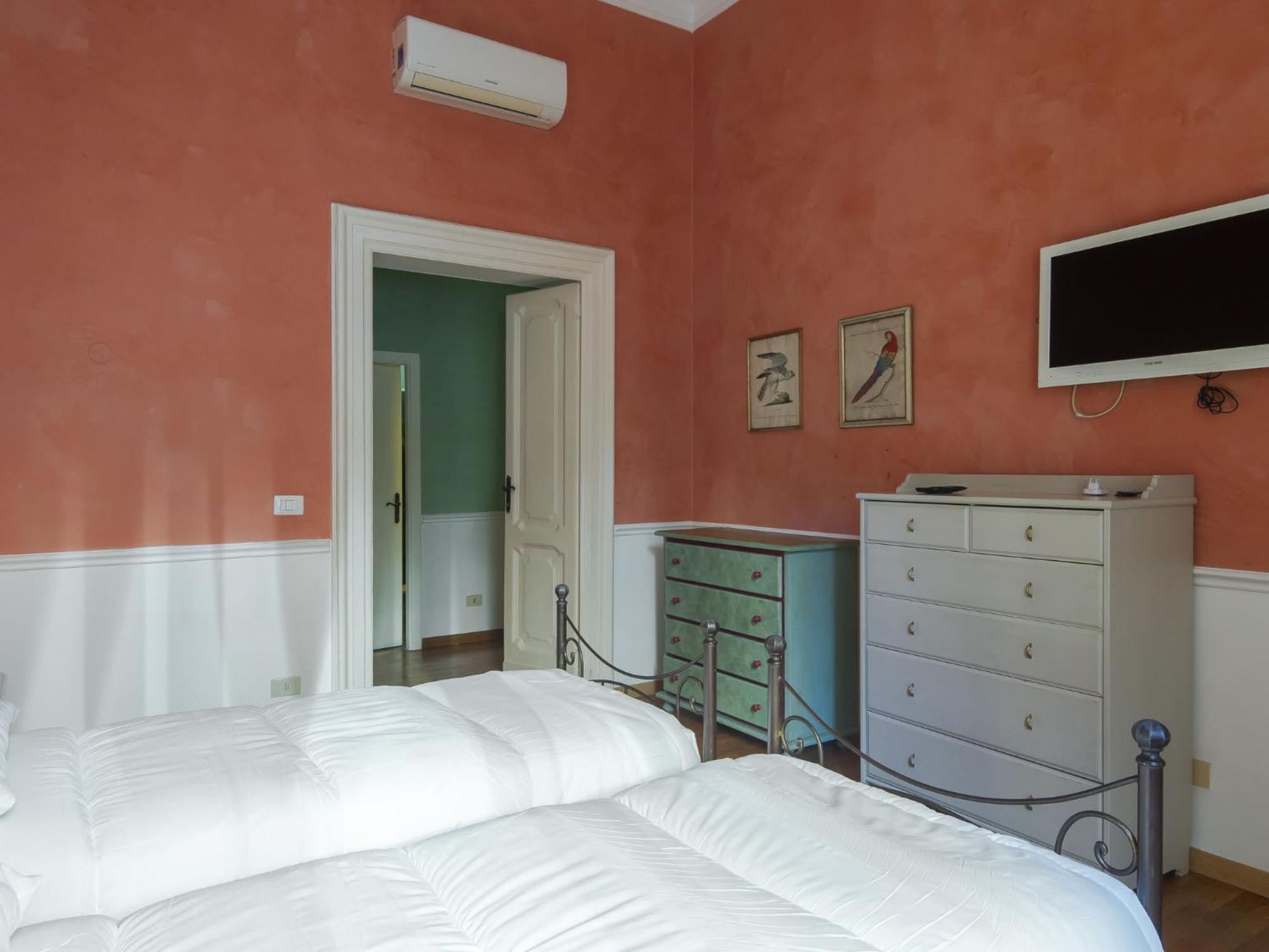 Plinio By Interhome