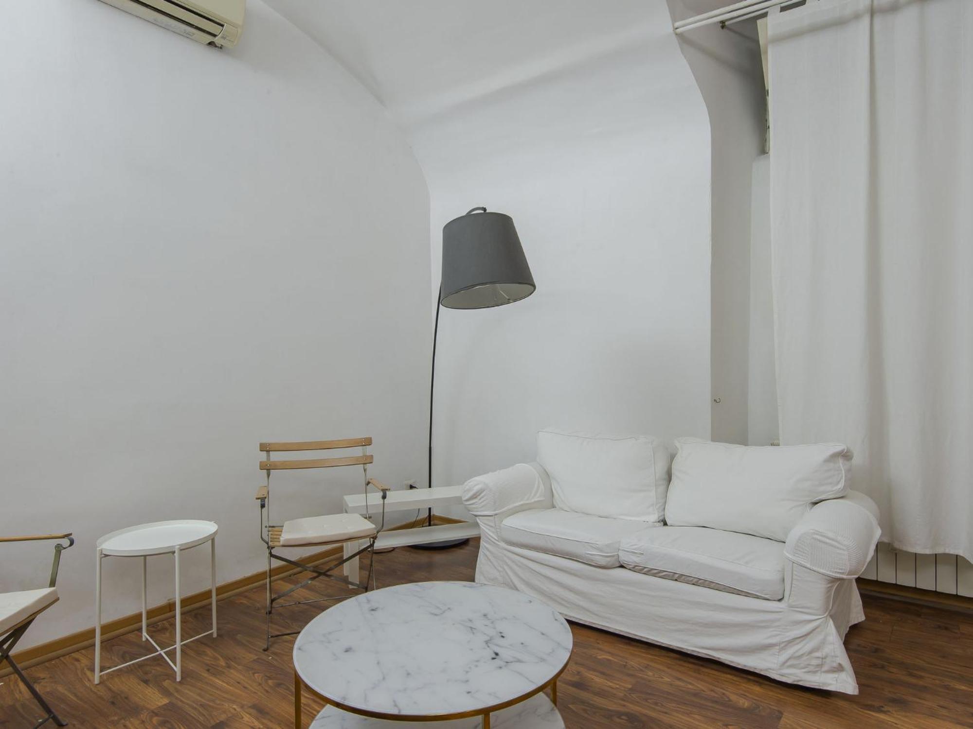 Plinio By Interhome Rome