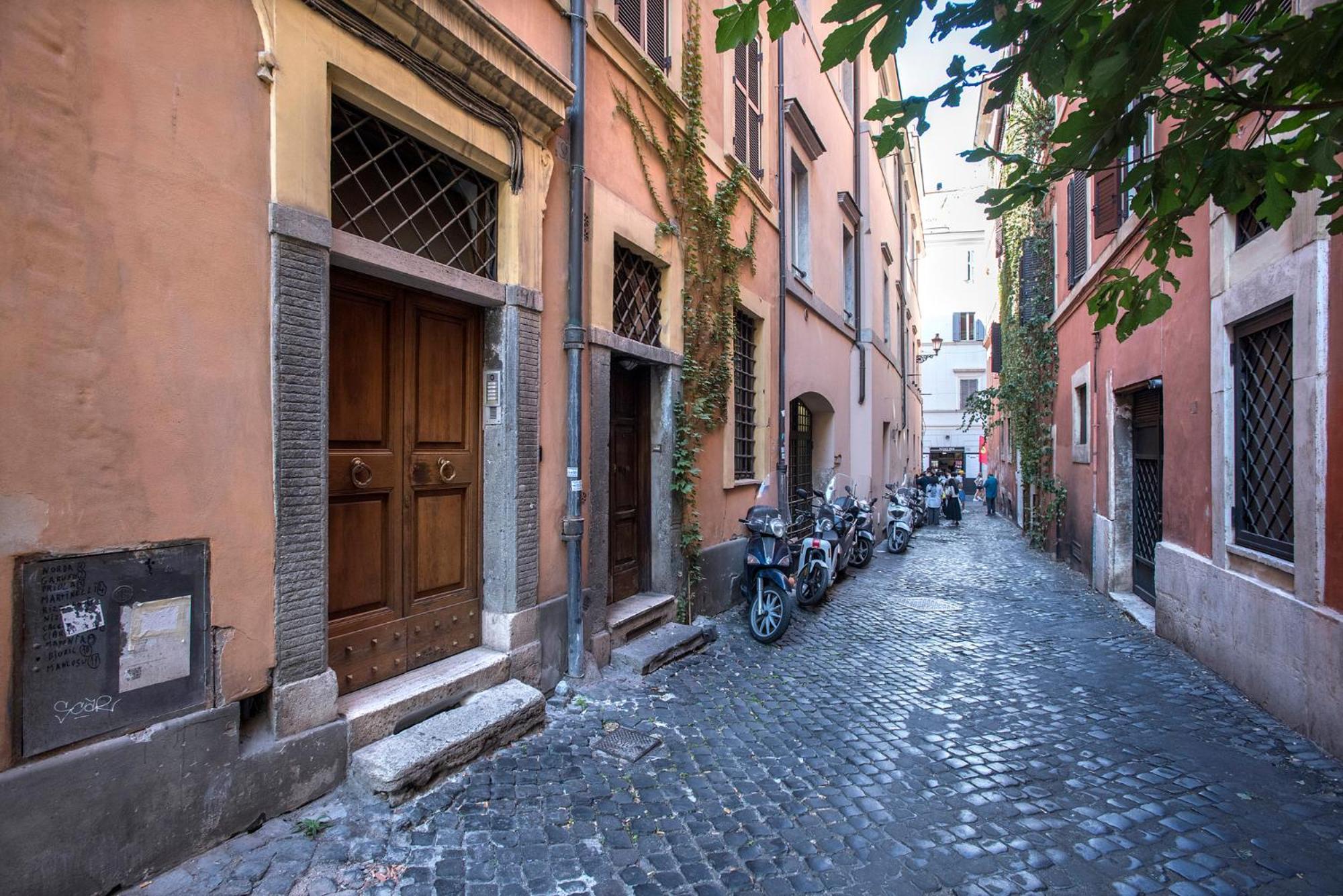 Trevi Fountain House Deluxe Appartamento *