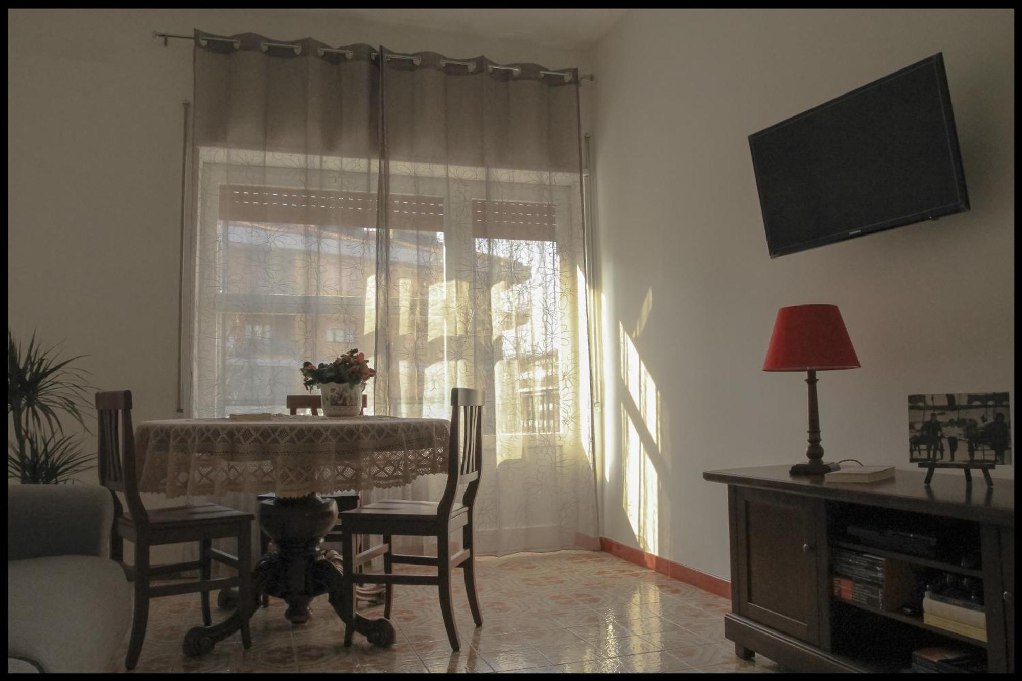 Domus Vacanze - Qui Staremo Bene Apartment