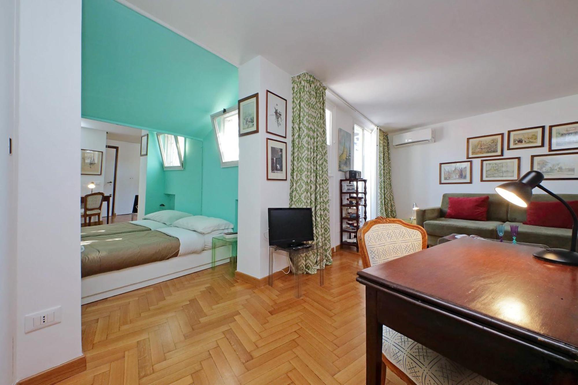 Lovely Via Sistina Apartment *