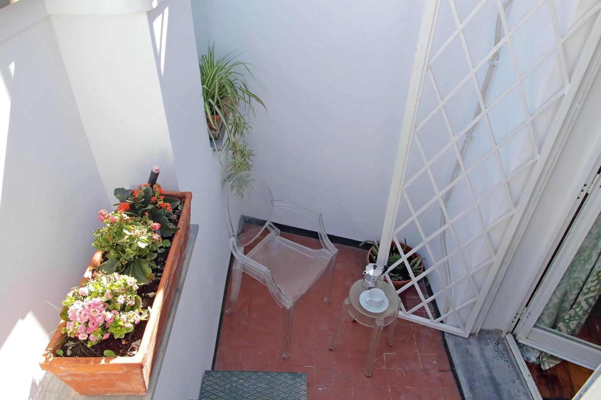 Lovely Via Sistina Apartment Rome